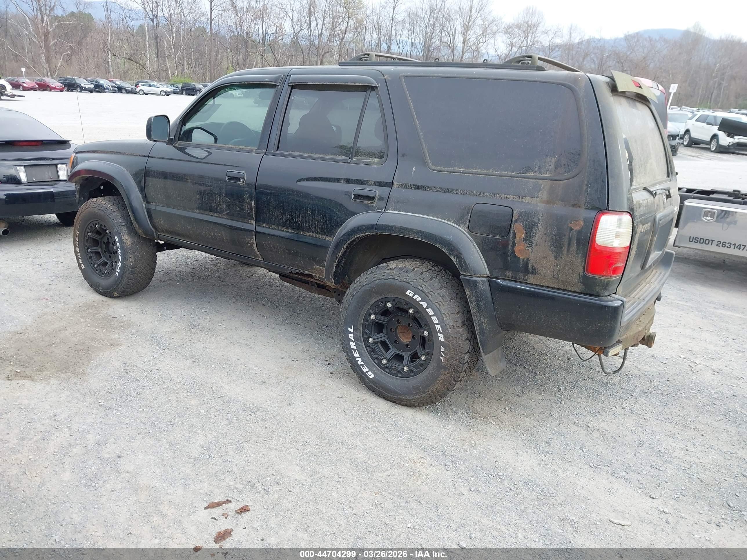 TOYOTA 4RUNNER image 3