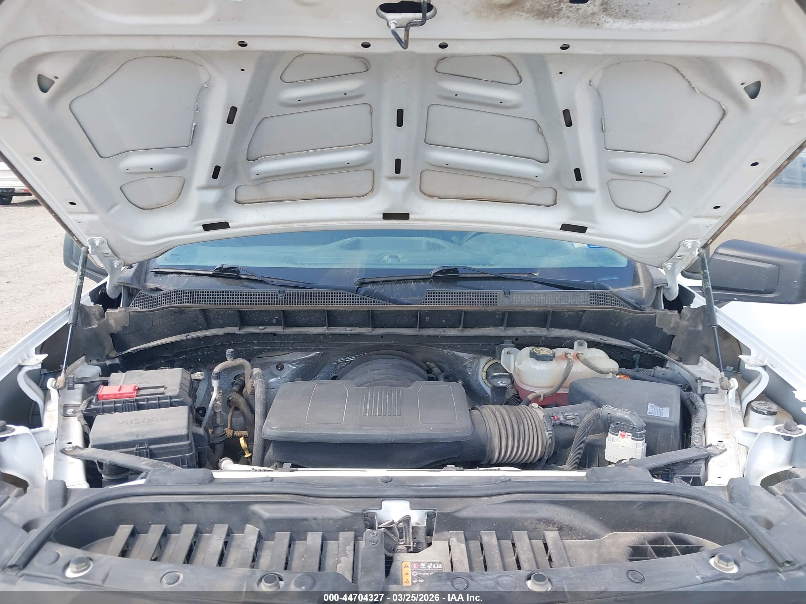 CHEVROLET SILVERADO image 10