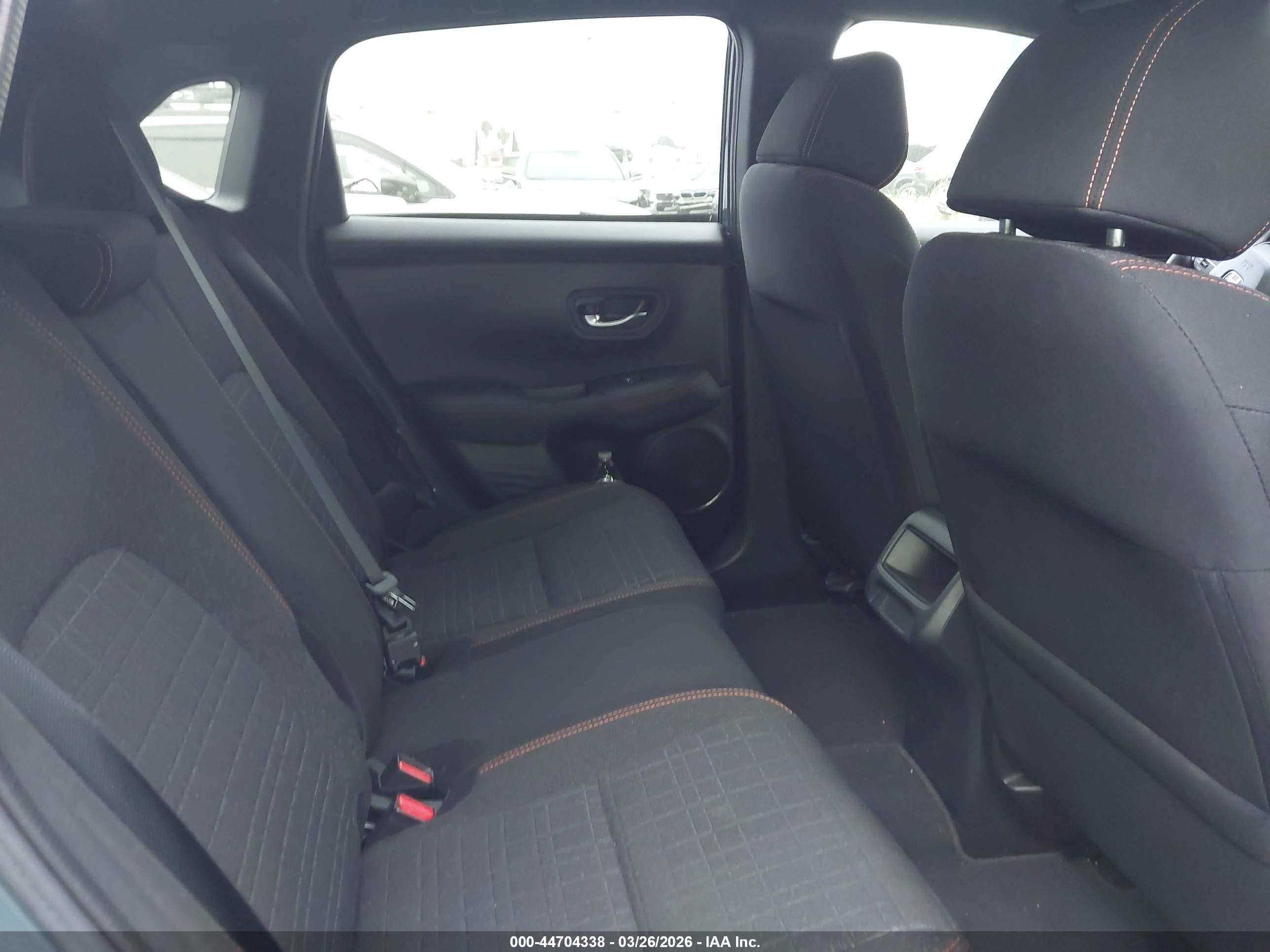 HONDA HR-V image 8