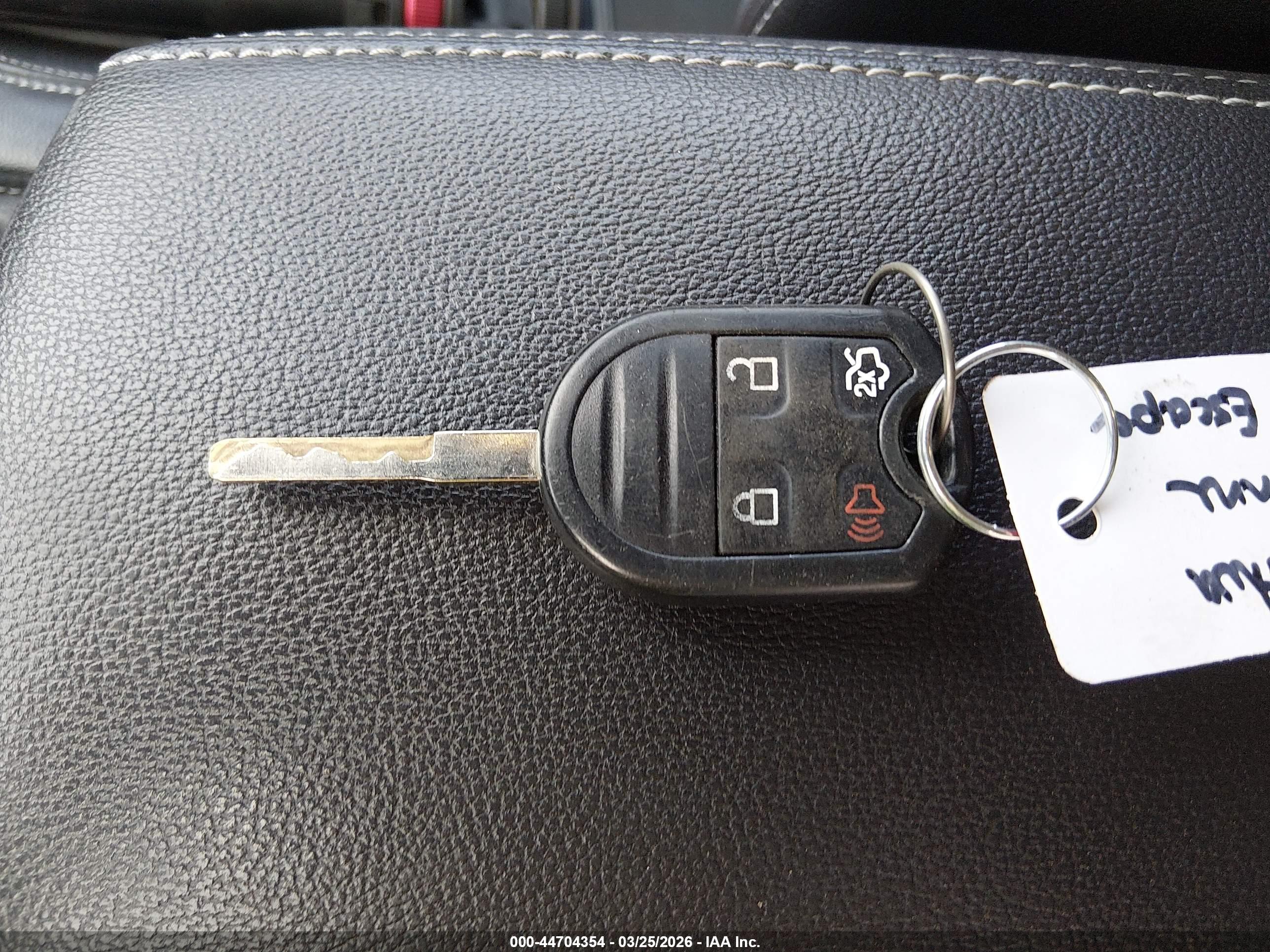 FORD ESCAPE image 11
