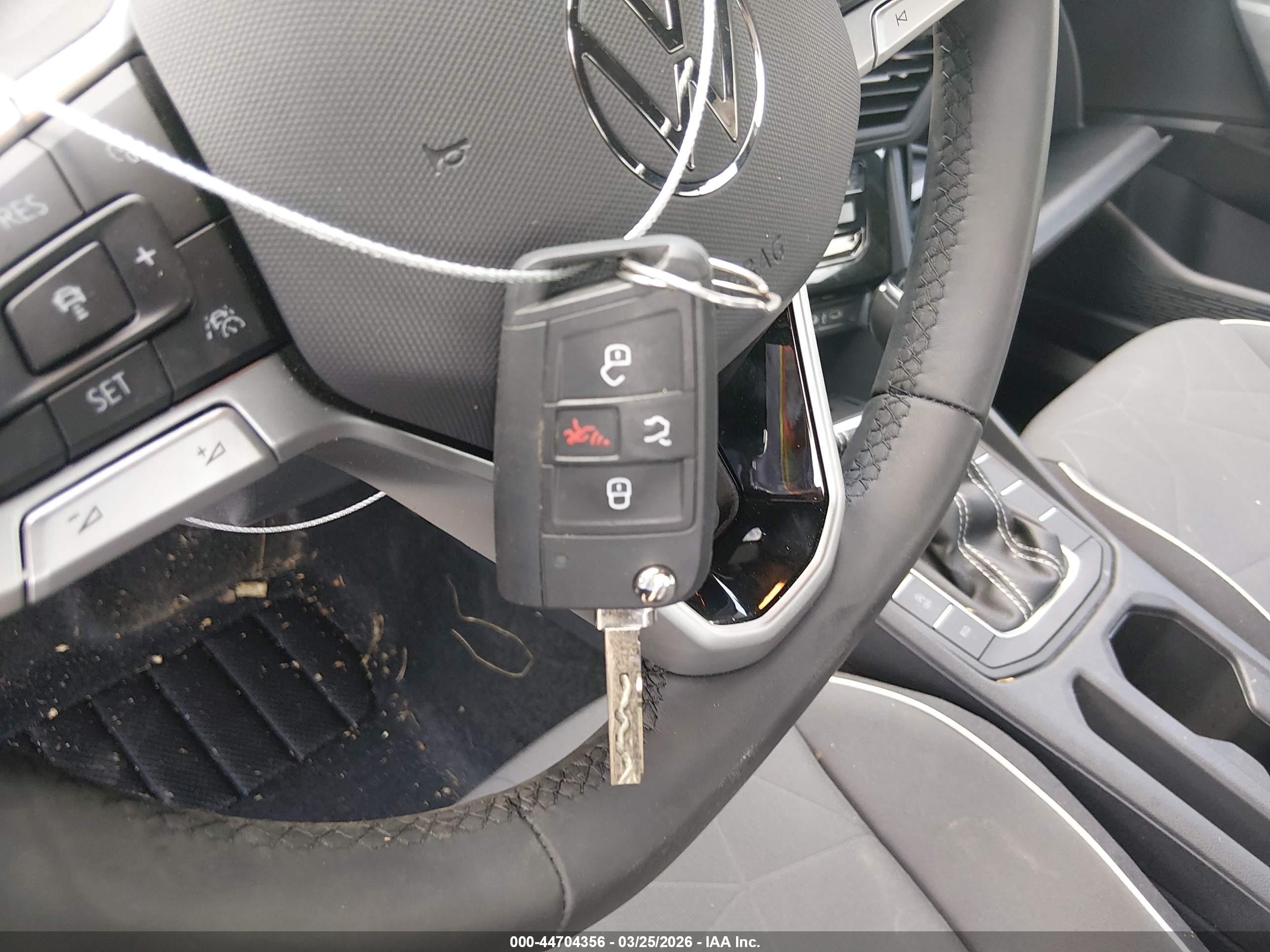 VOLKSWAGEN JETTA image 11
