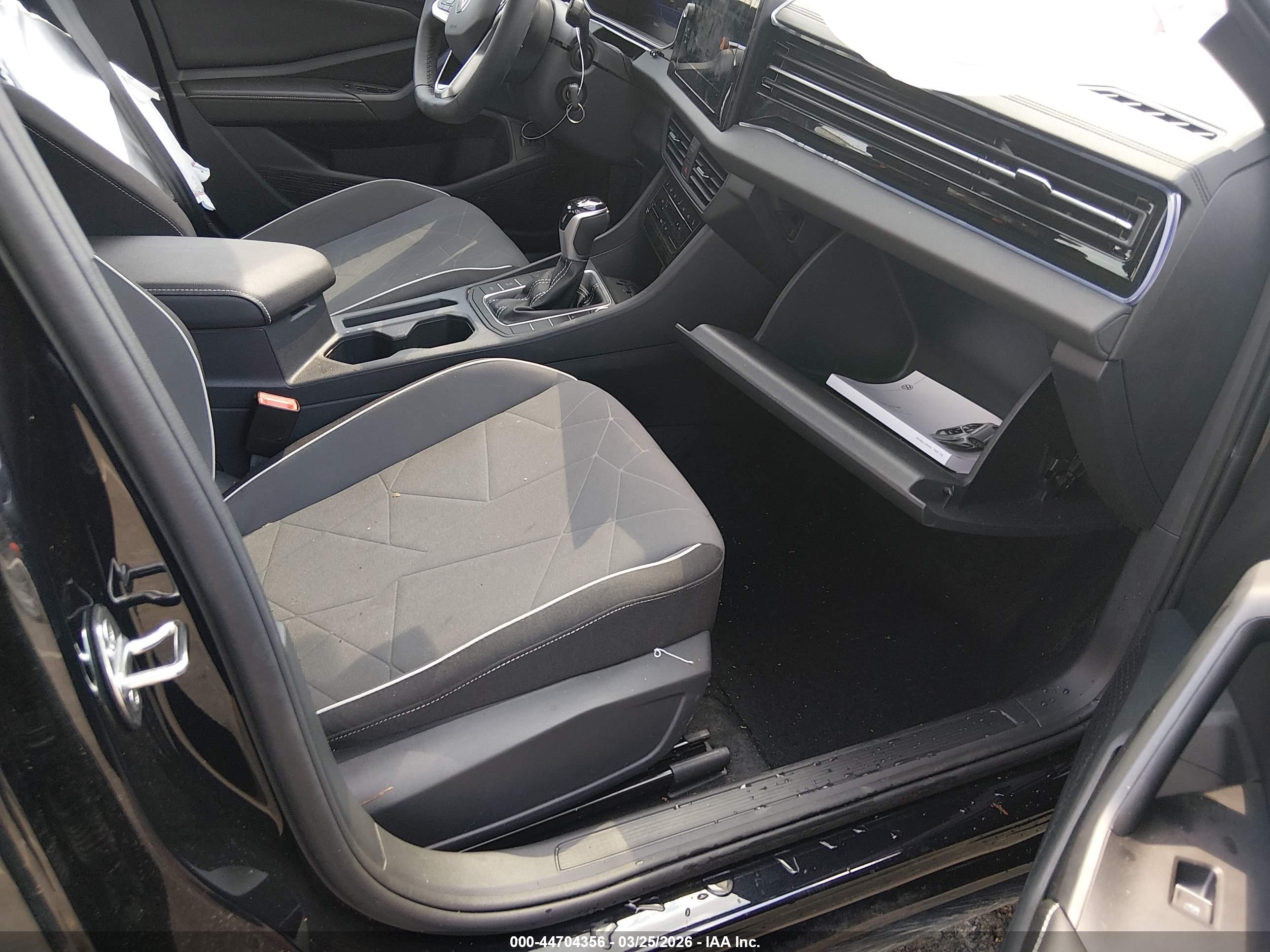 VOLKSWAGEN JETTA image 5