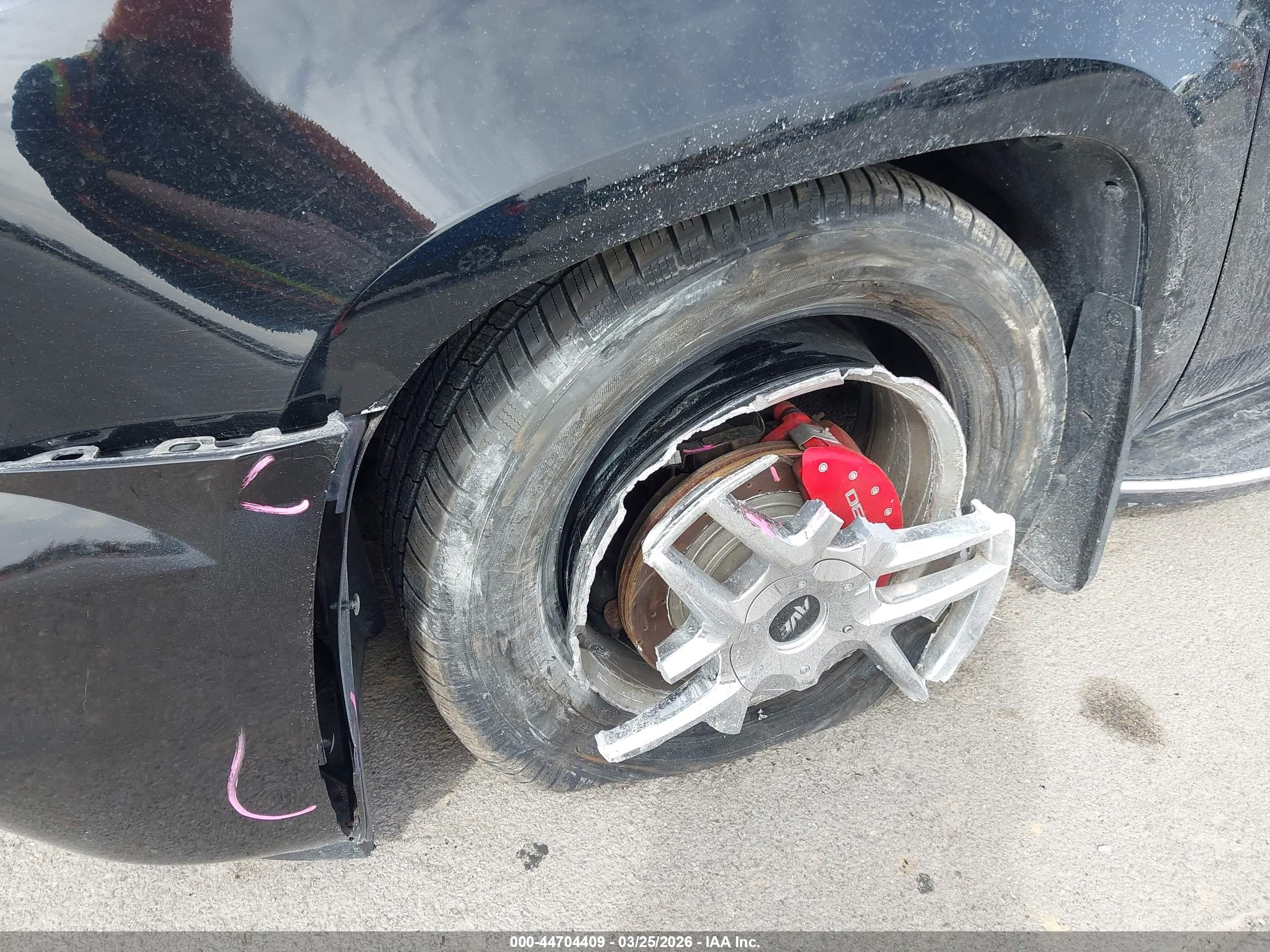 GMC YUKON image 6