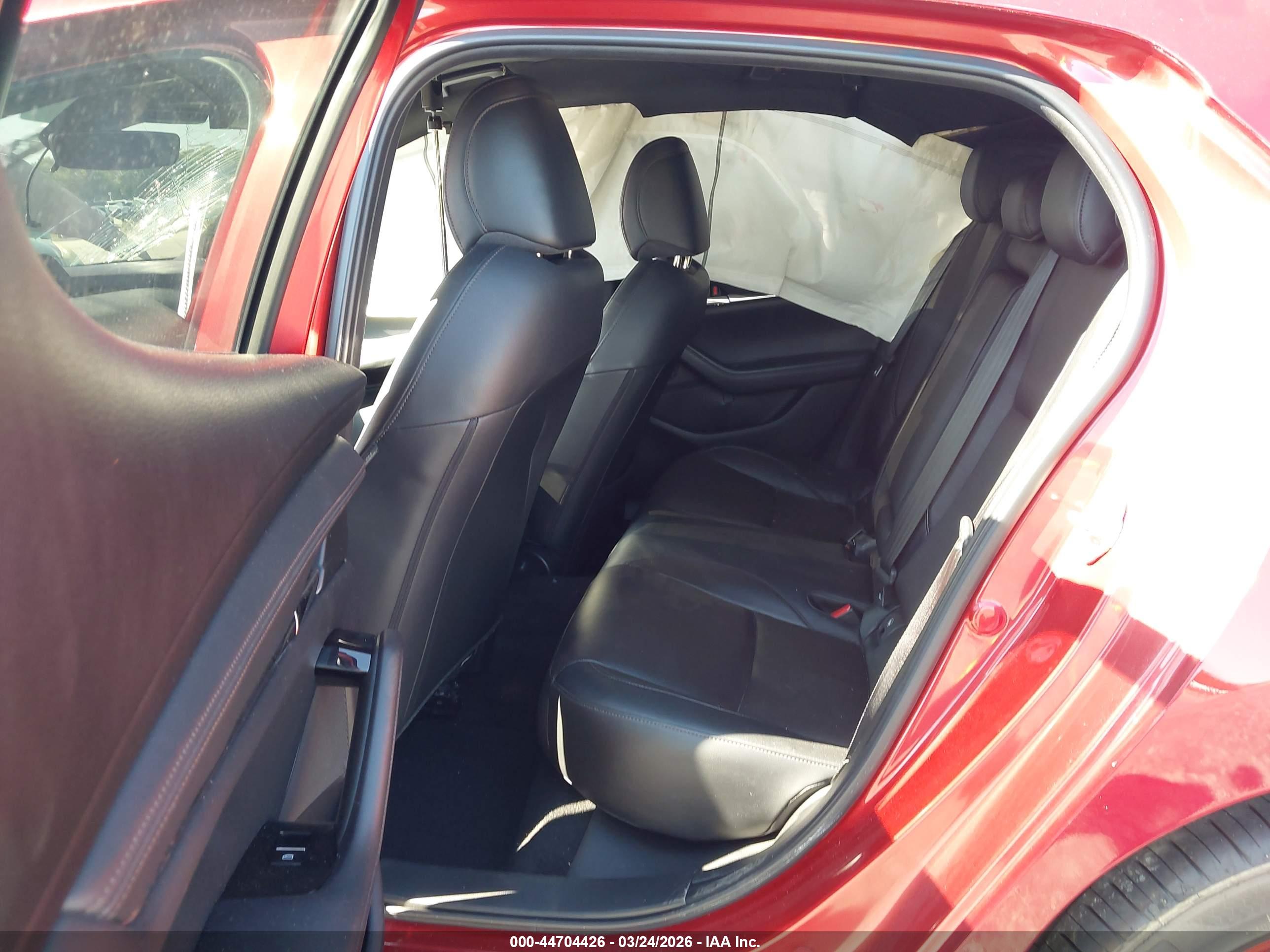 MAZDA MAZDA3 image 8