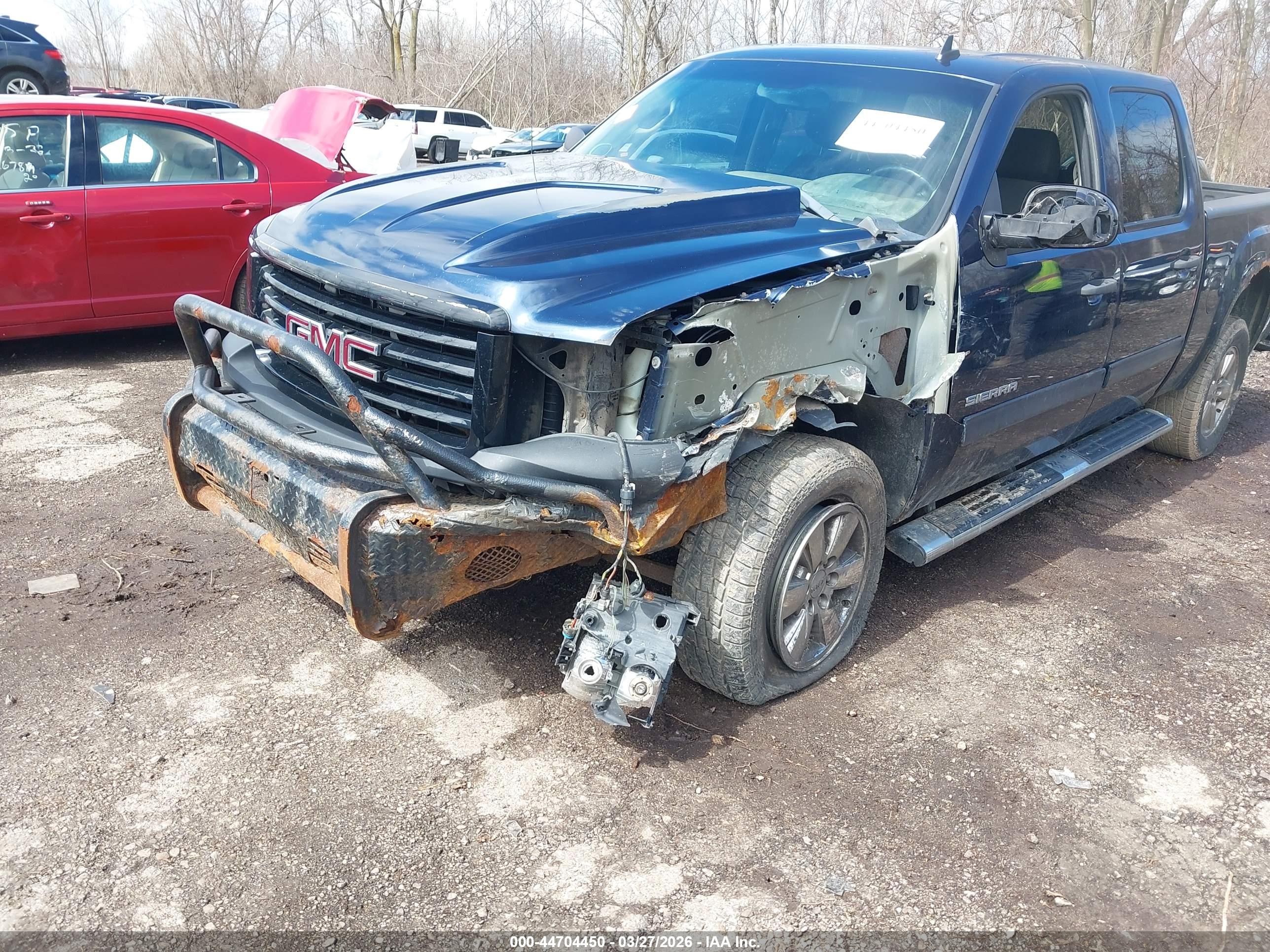GMC SIERRA image 6