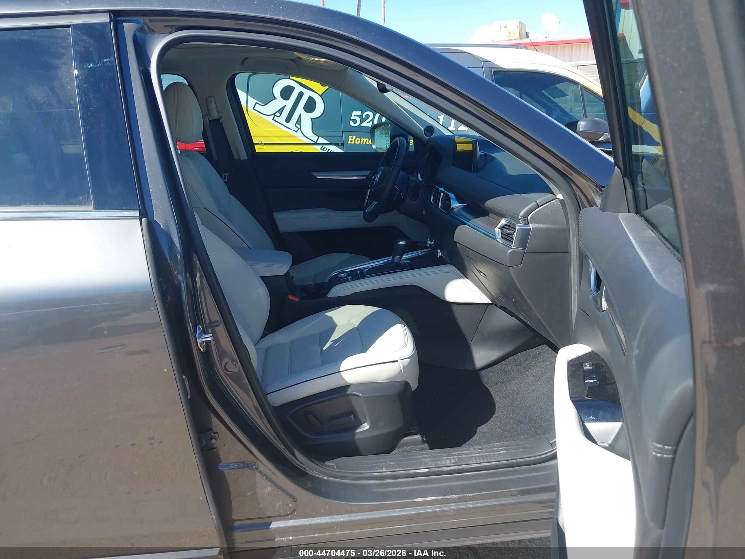 MAZDA CX-5 image 5
