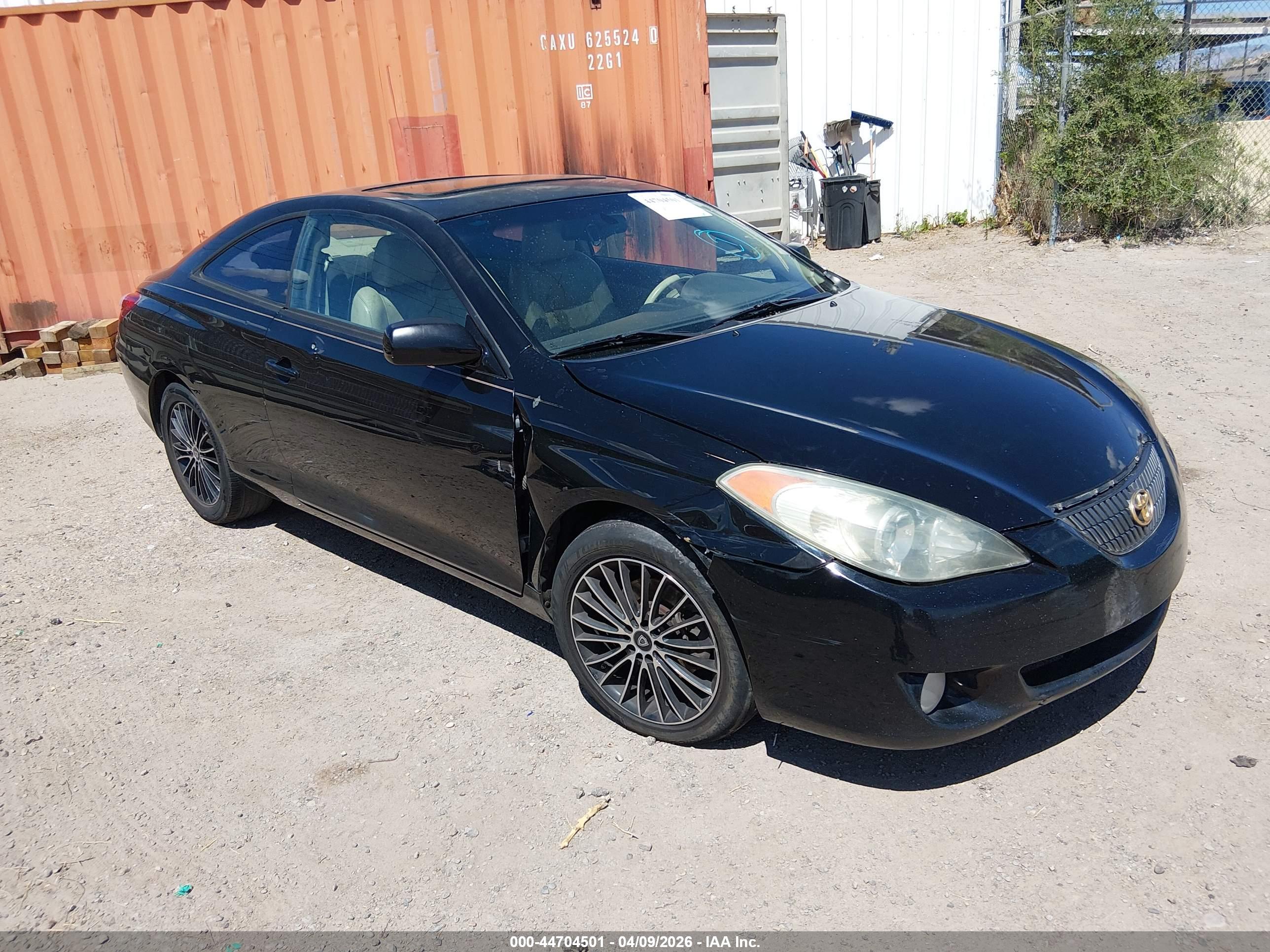 TOYOTA CAMRY image 6