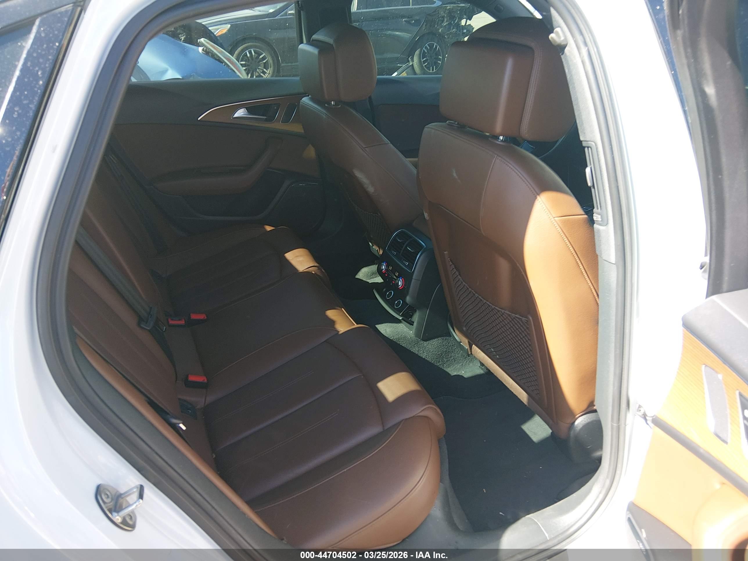 AUDI A6 image 8