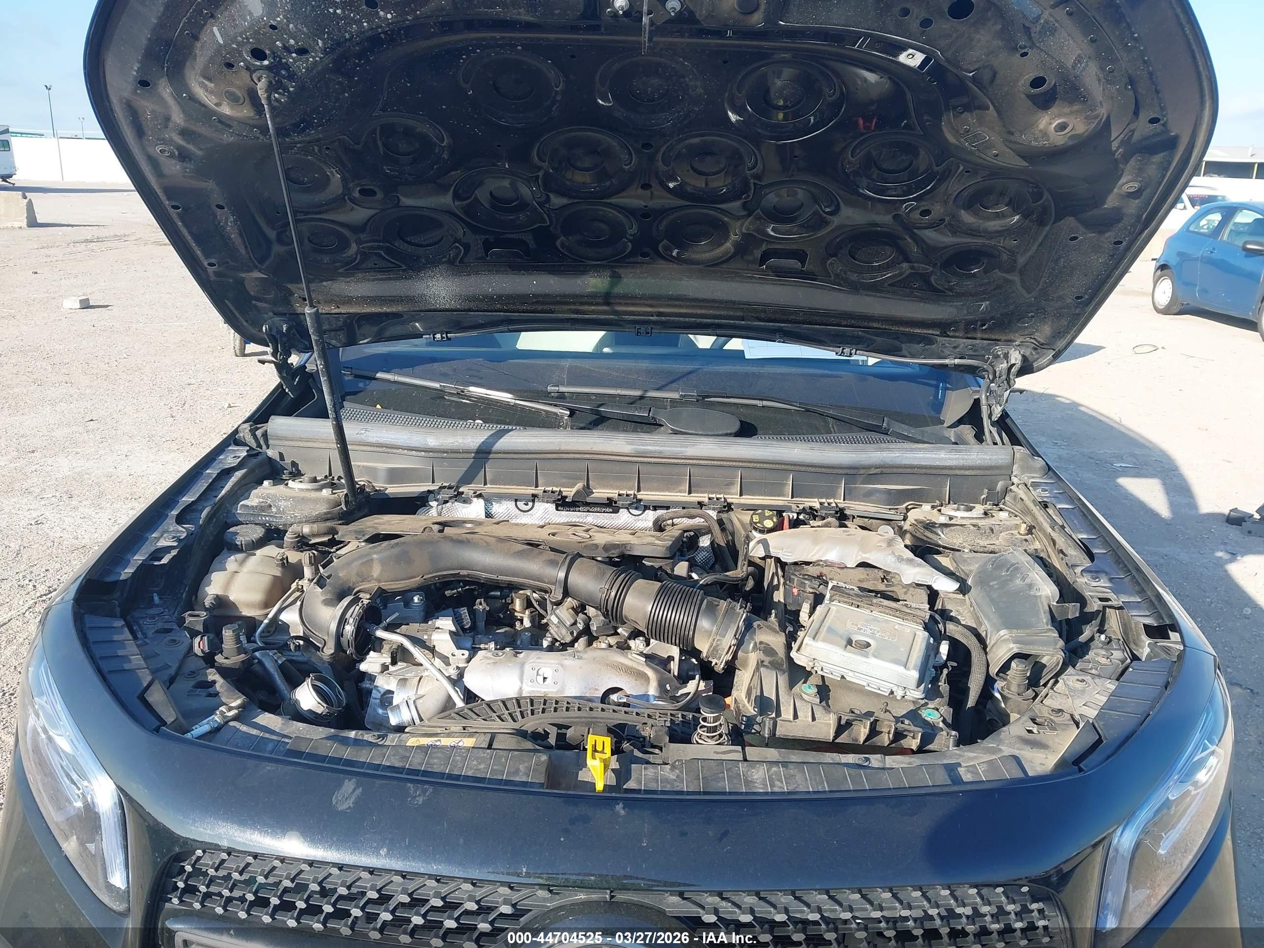 MERCEDES-BENZ GLB image 10