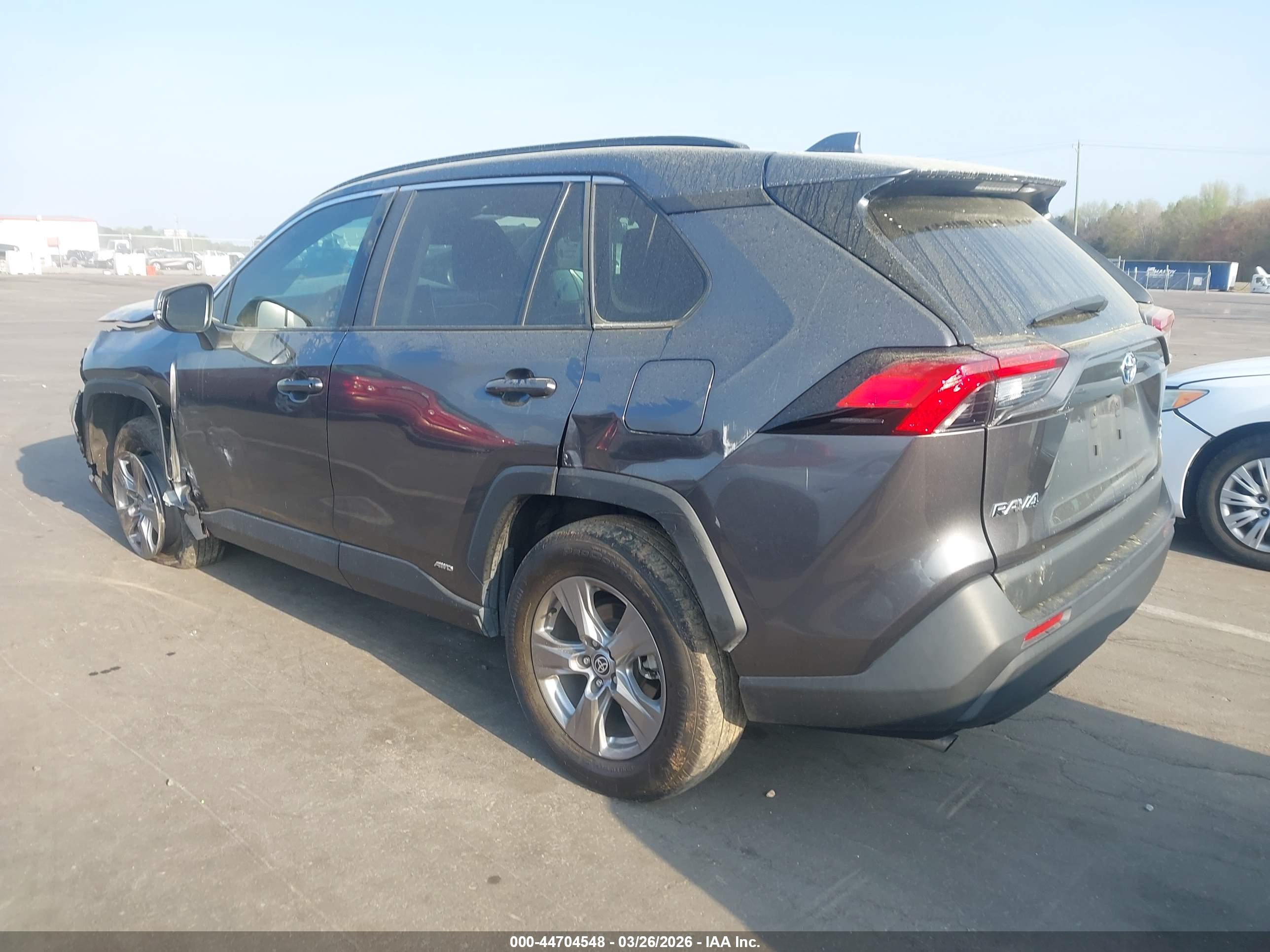 TOYOTA RAV4 image 3