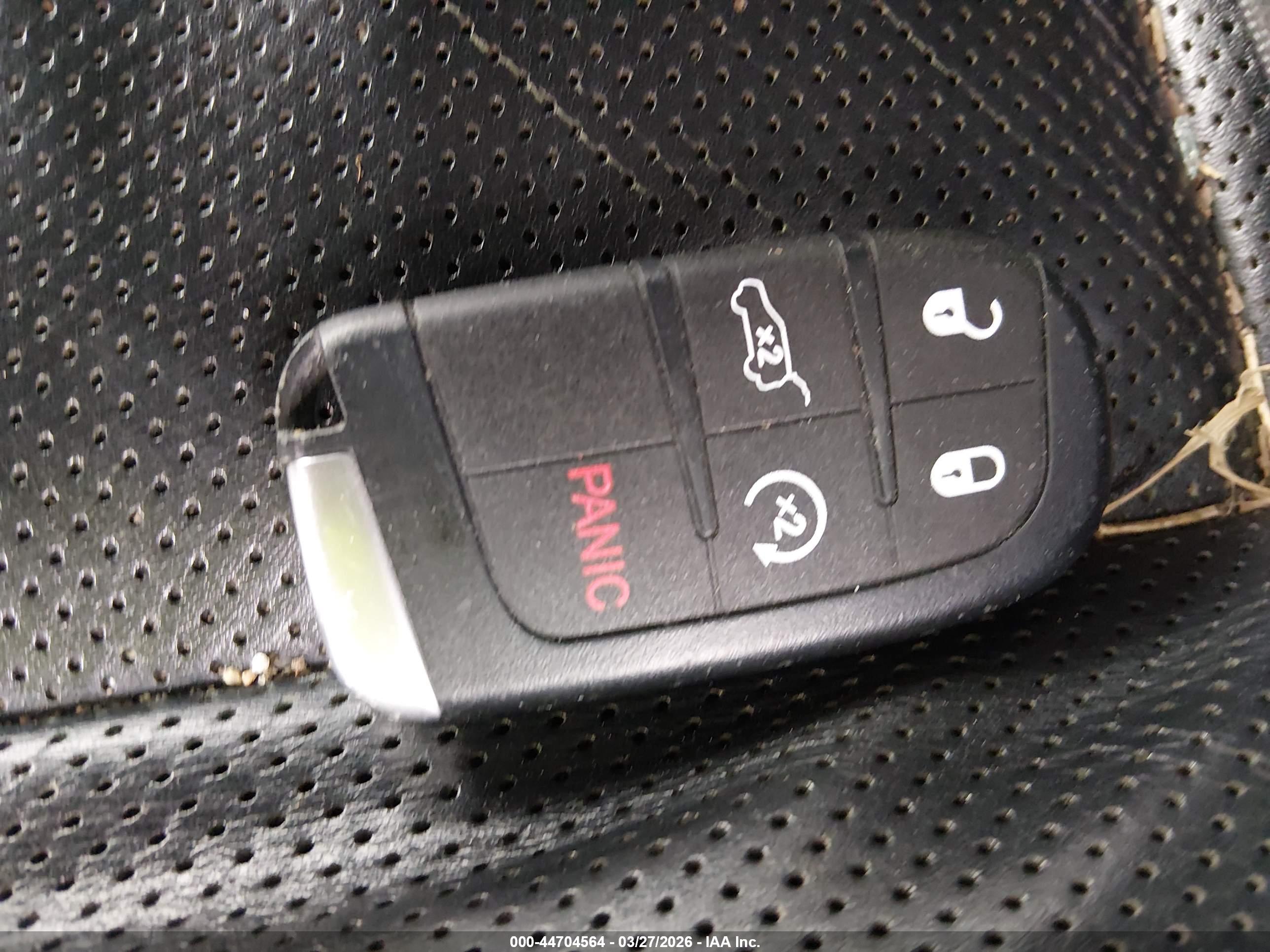 CHRYSLER 300C image 11