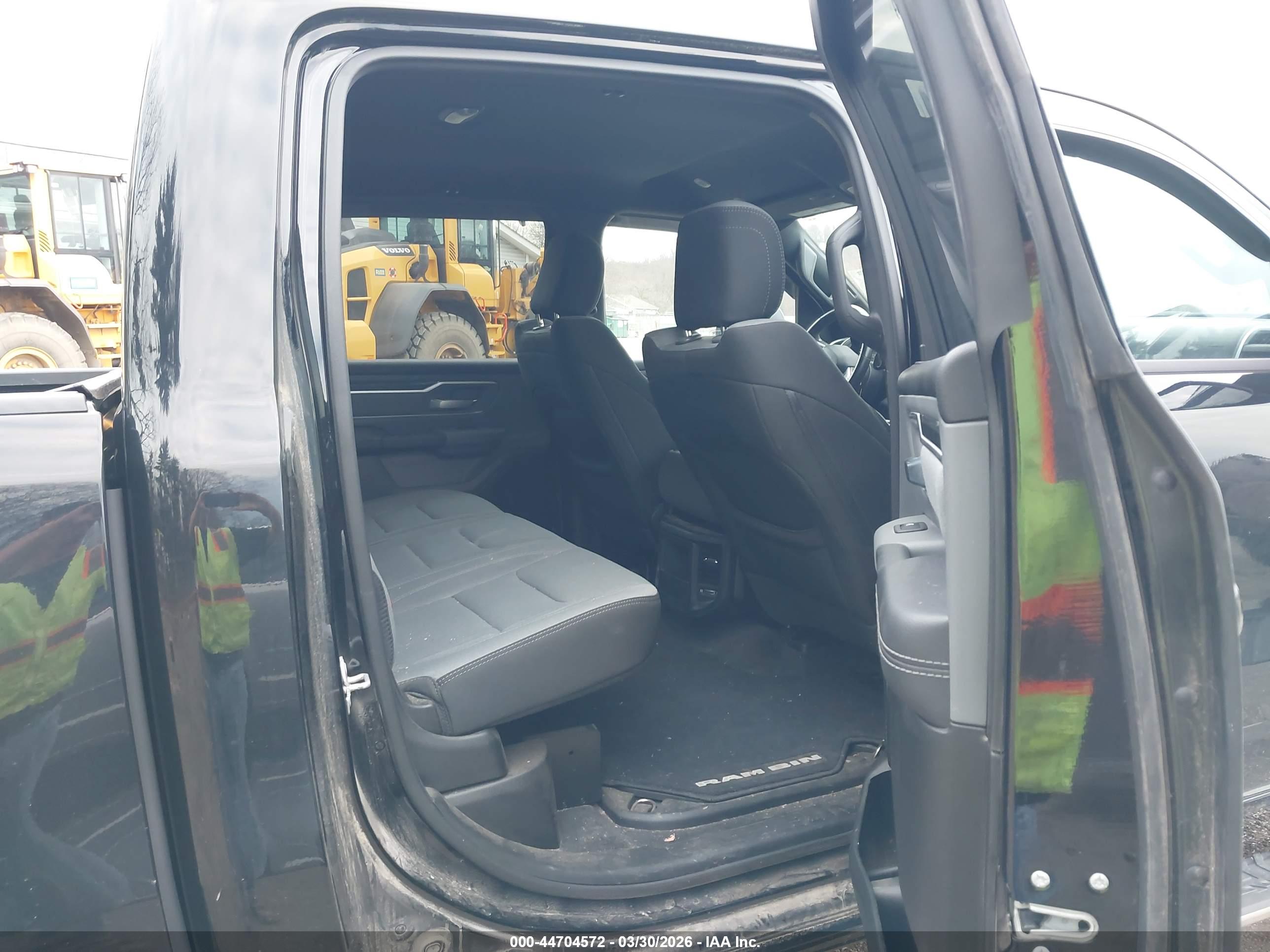 RAM 1500 image 8