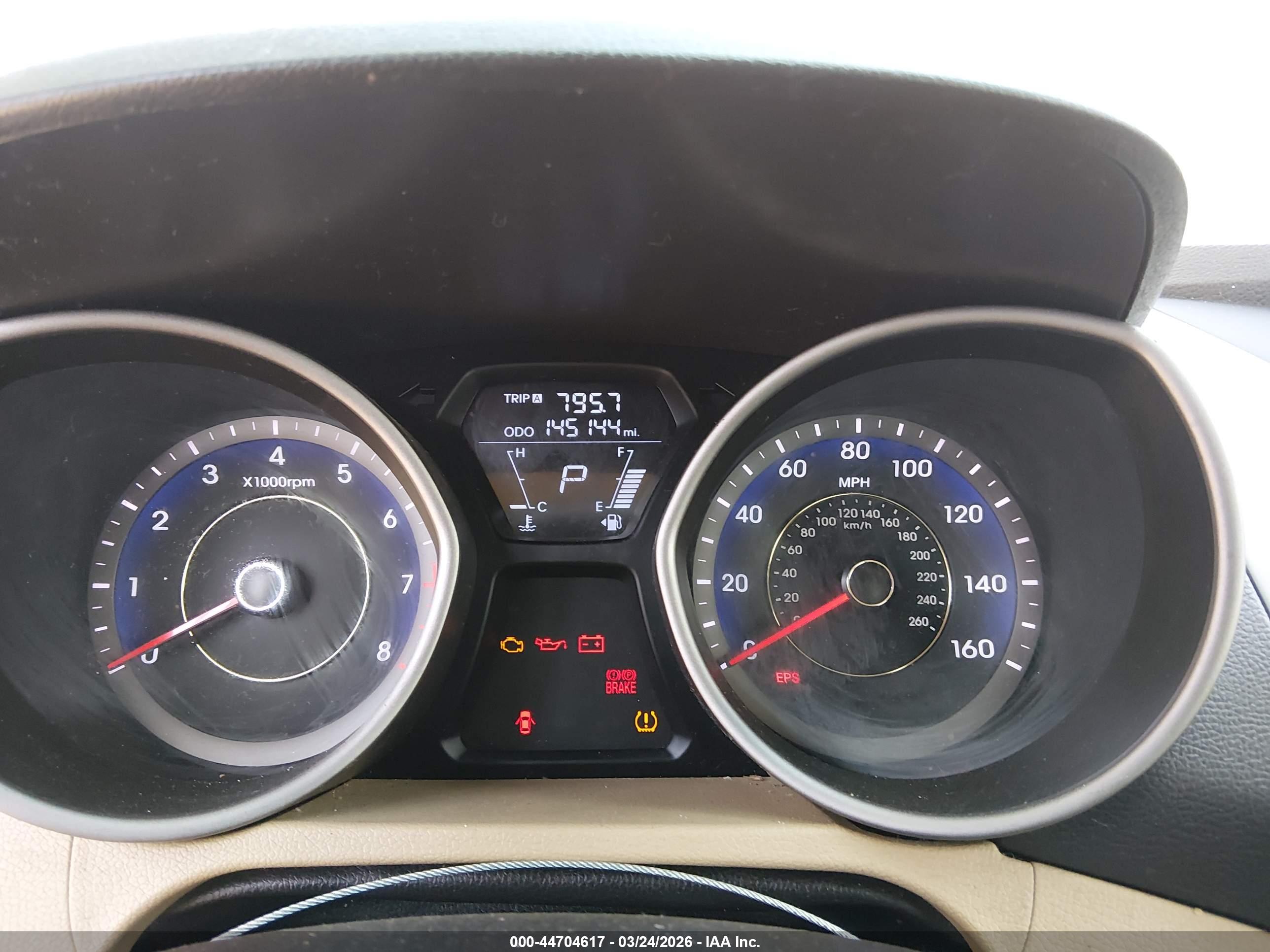 HYUNDAI ELANTRA image 7