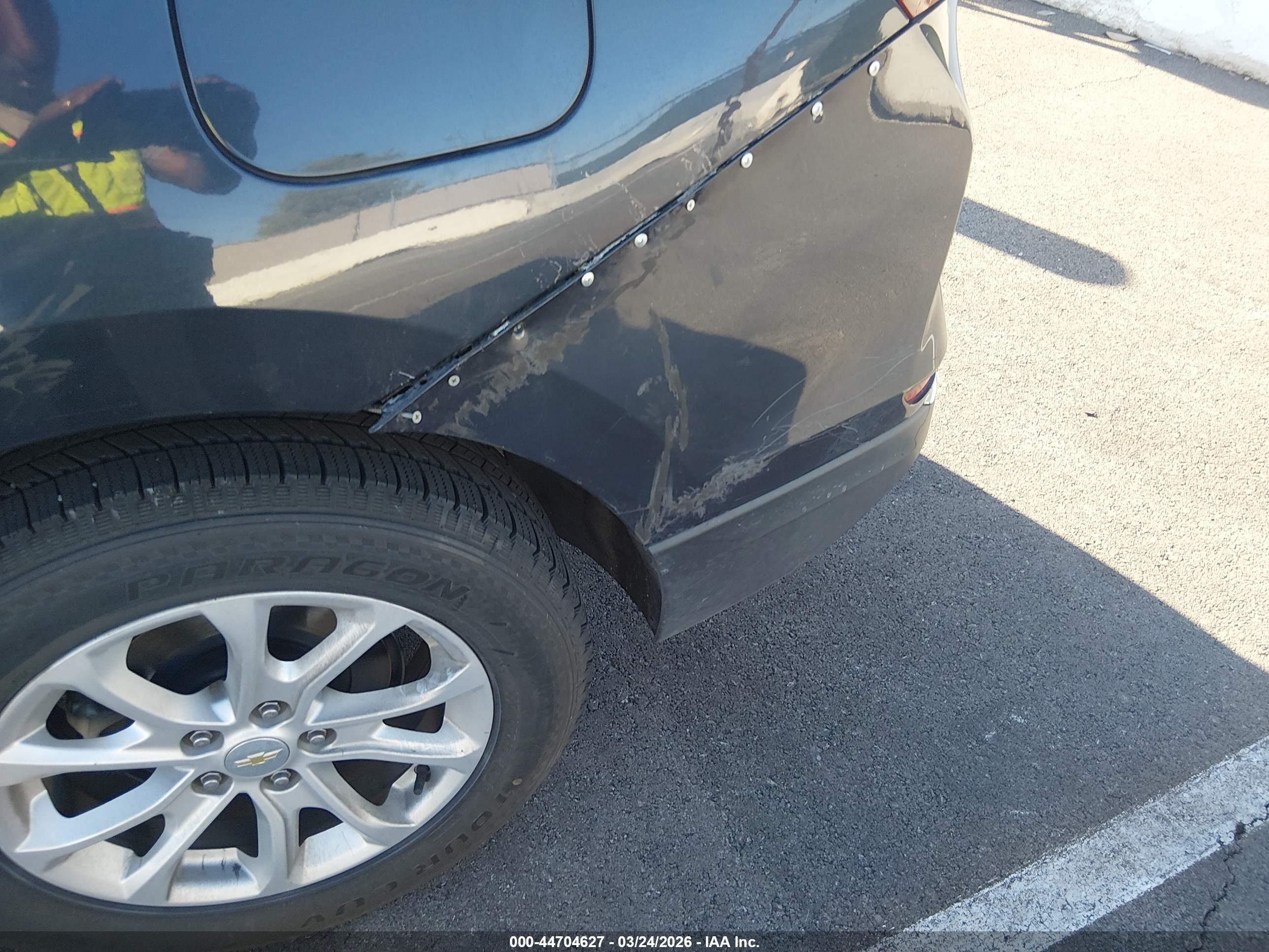 CHEVROLET EQUINOX image 6