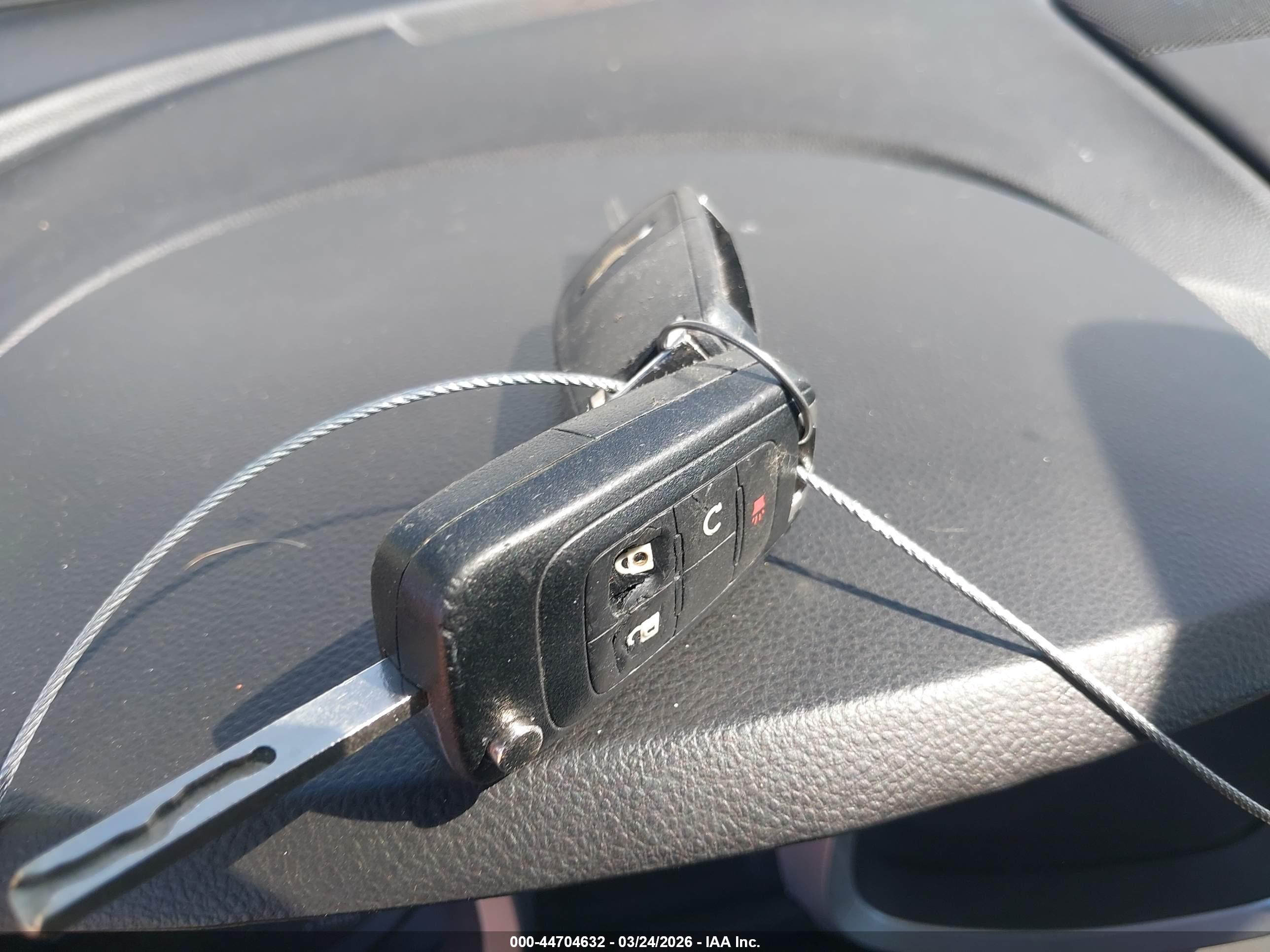 CHEVROLET EQUINOX image 11