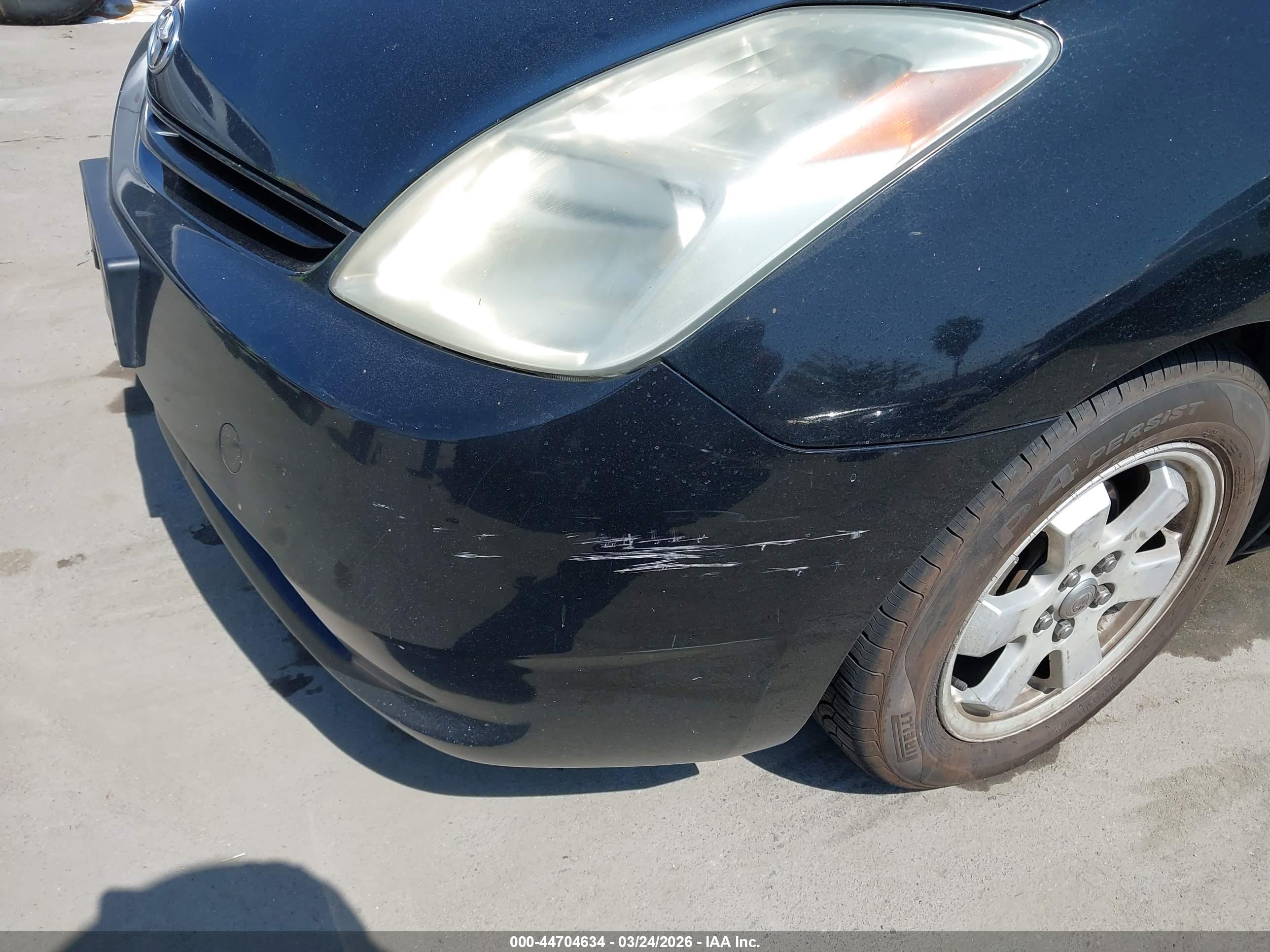TOYOTA PRIUS image 6