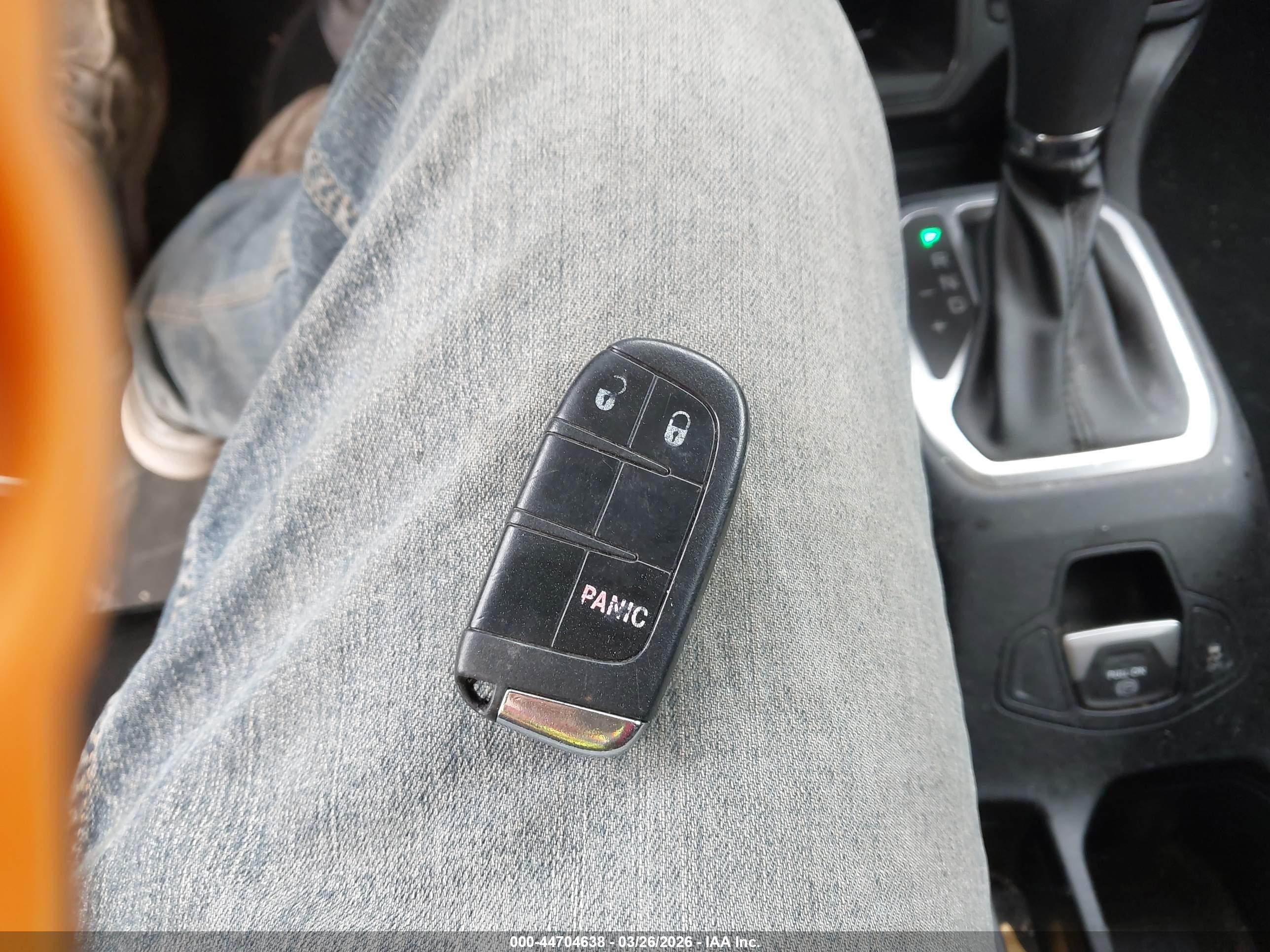 JEEP RENEGADE image 11