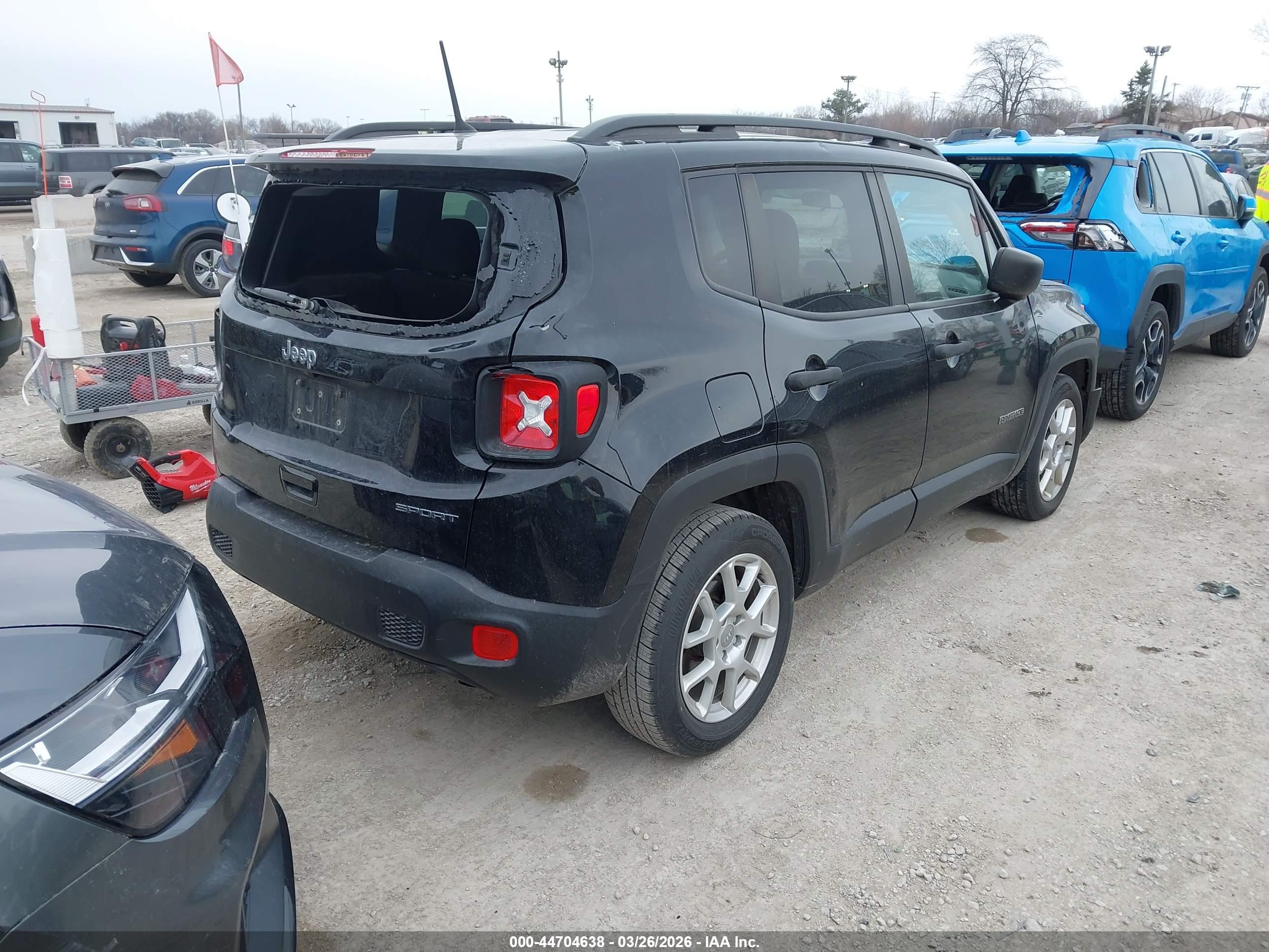 JEEP RENEGADE image 4