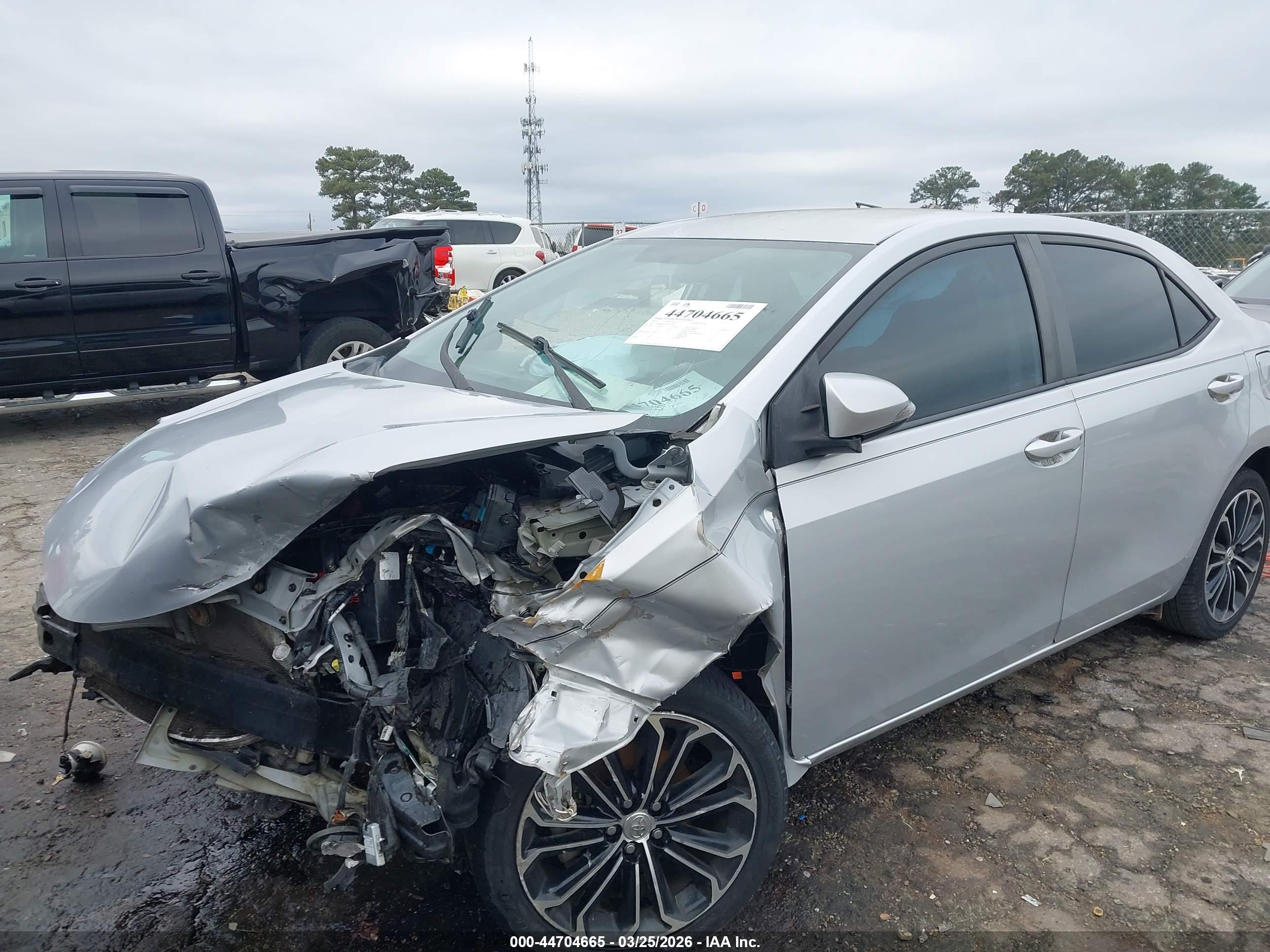 TOYOTA COROLLA image 6