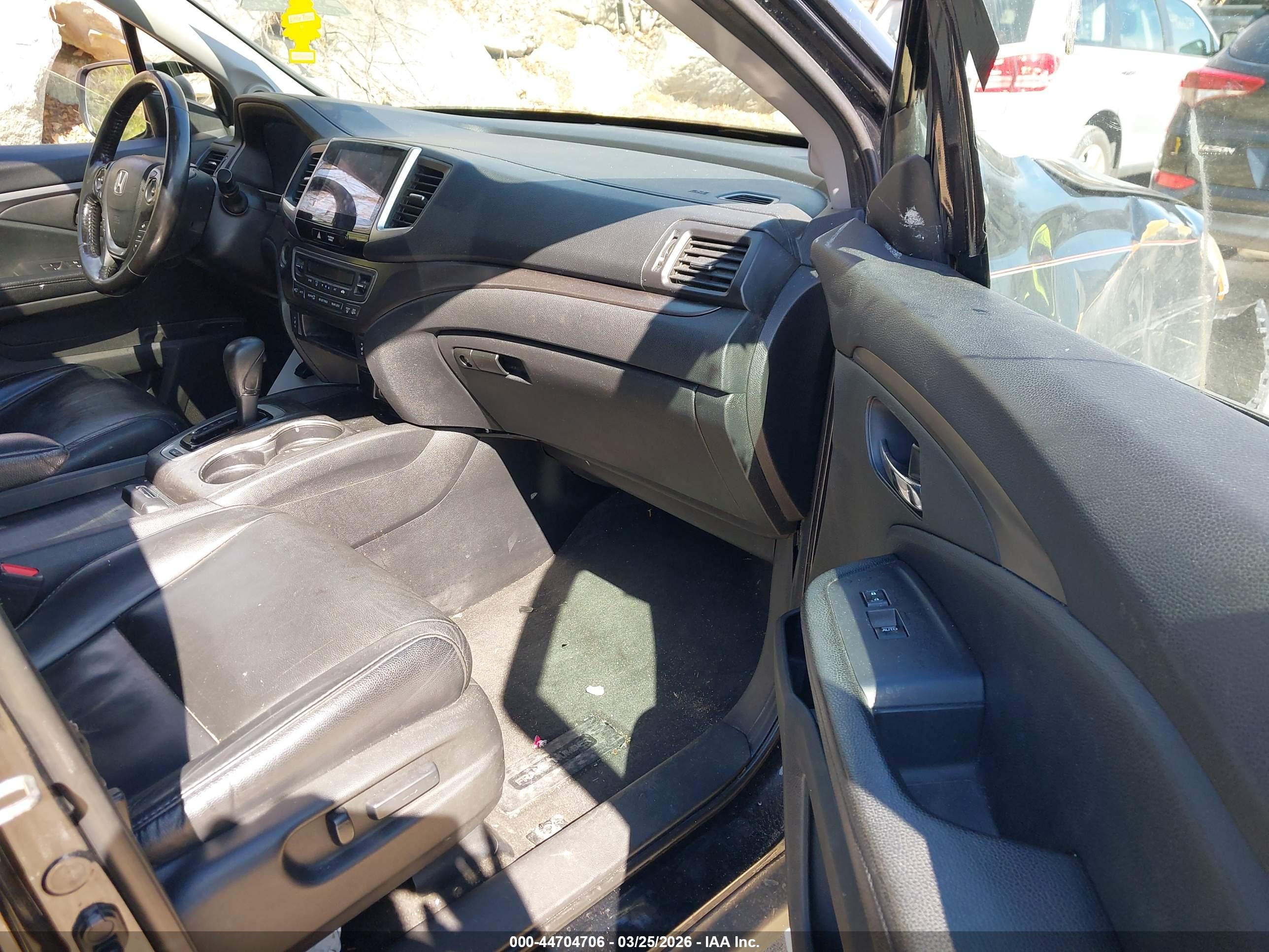 HONDA PILOT image 5