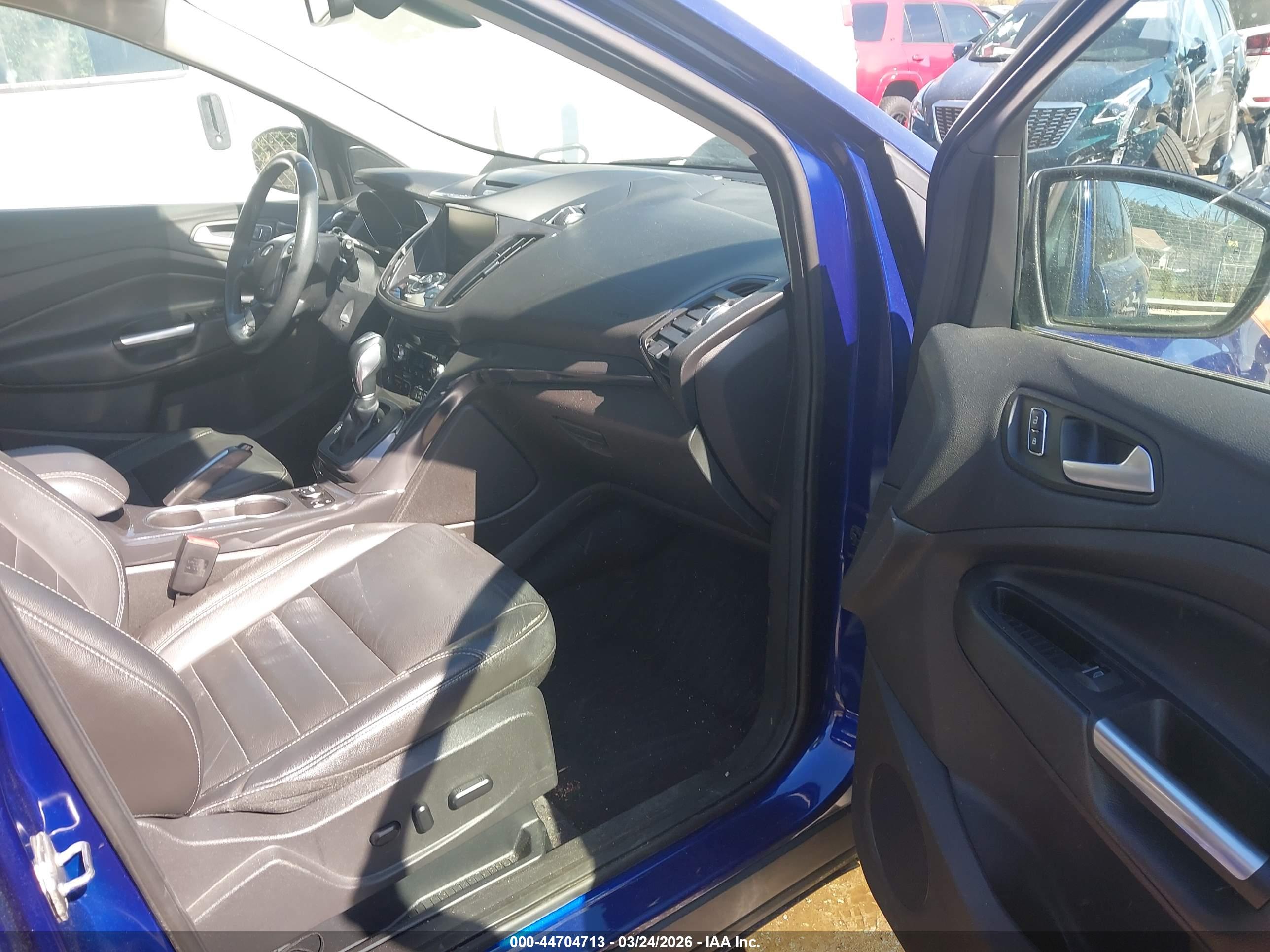 FORD ESCAPE image 5