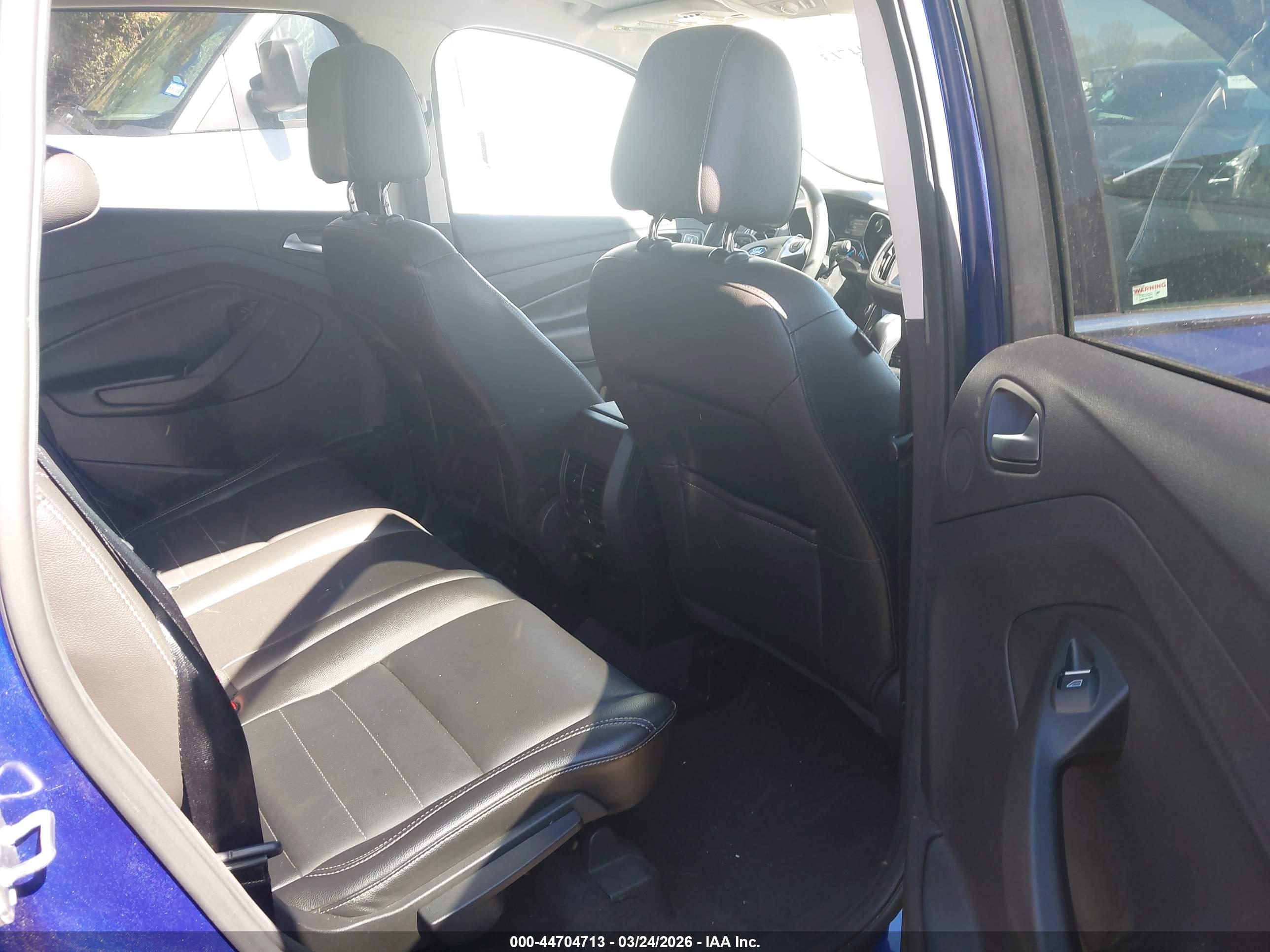 FORD ESCAPE image 8
