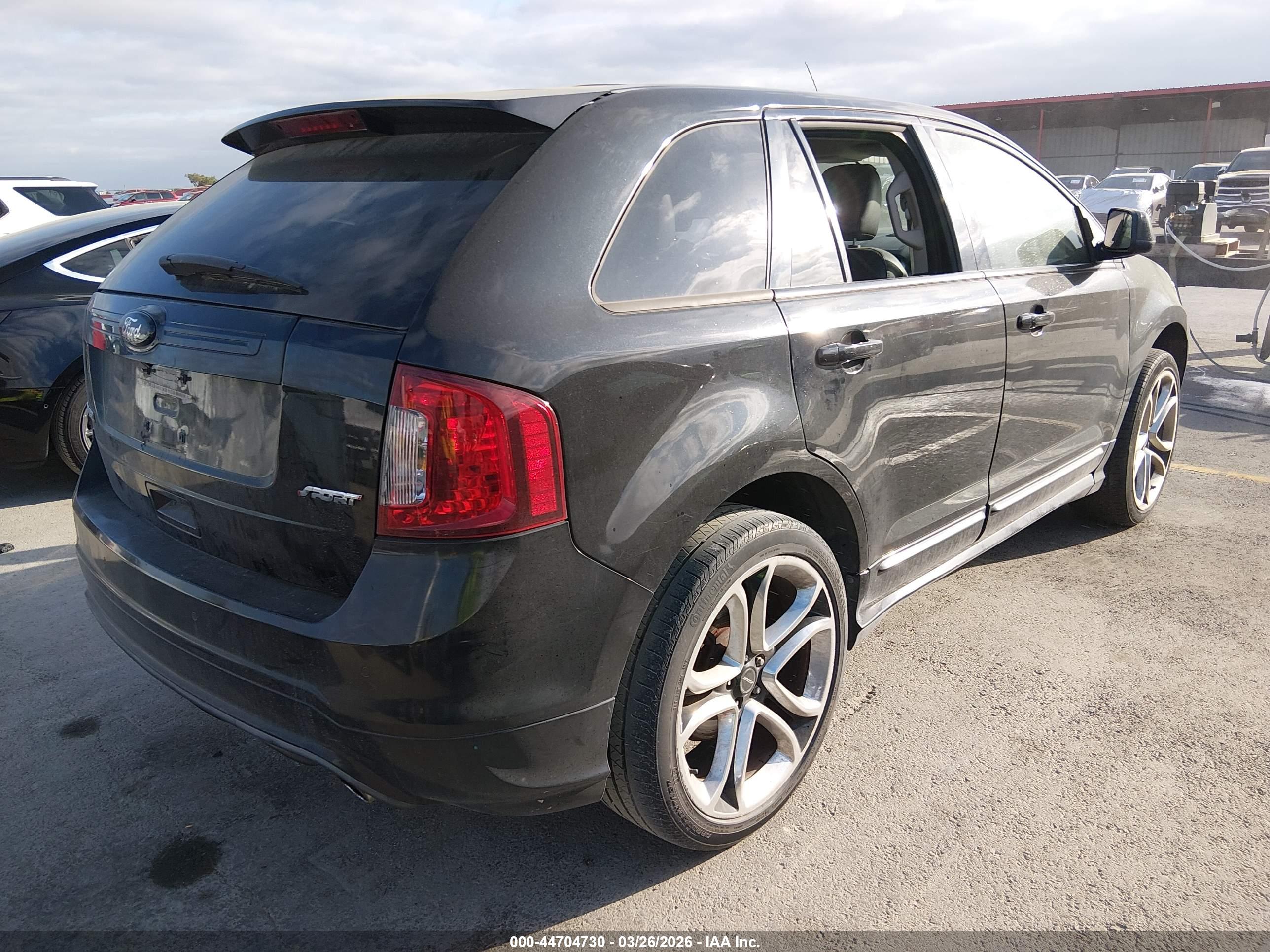 FORD EDGE image 4