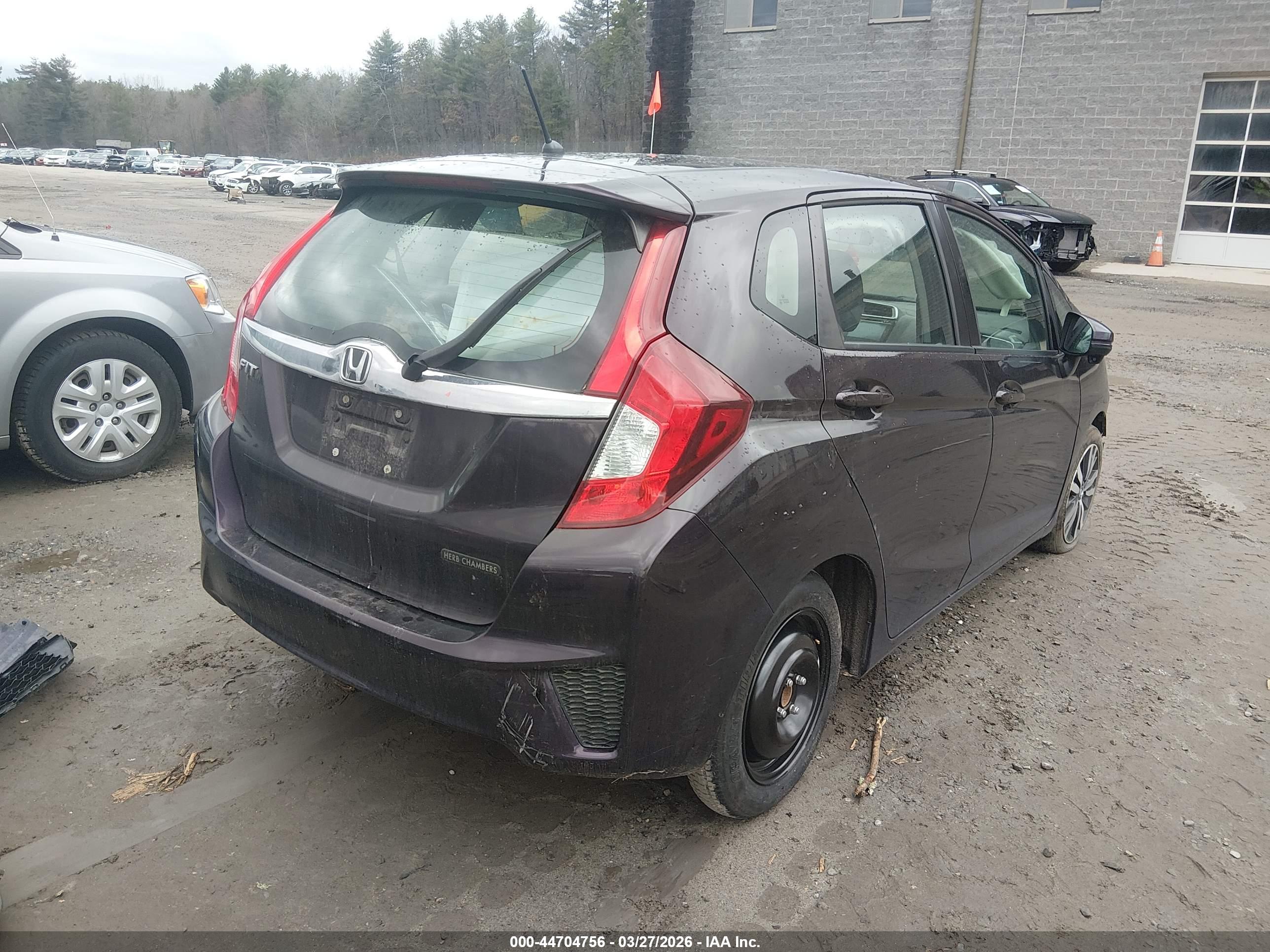 HONDA FIT image 4