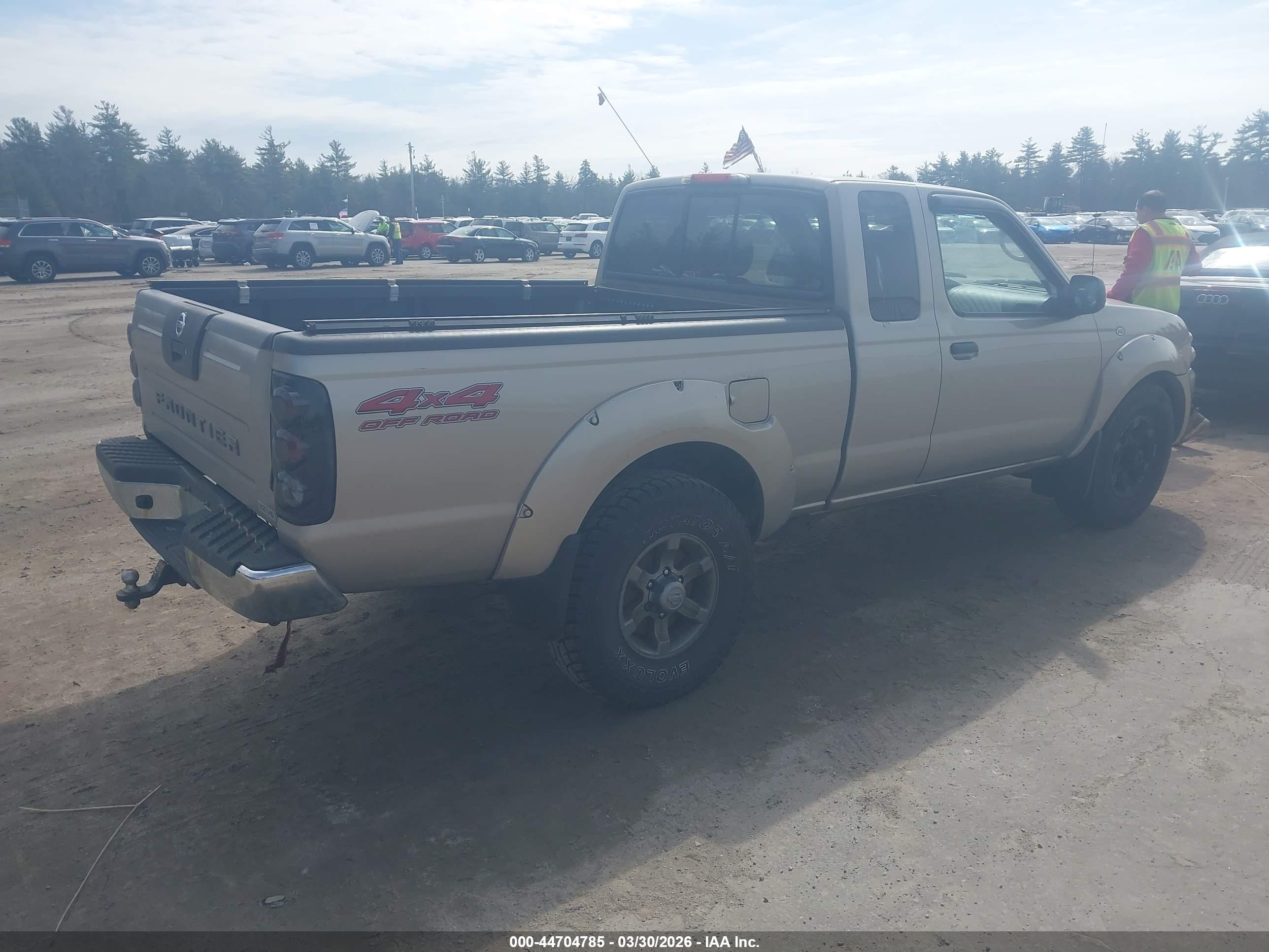 NISSAN FRONTIER image 4