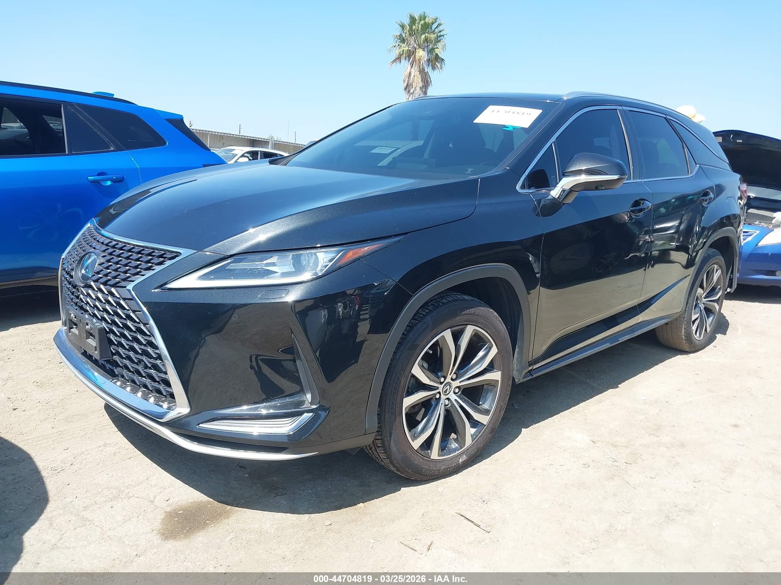 LEXUS RX image 2