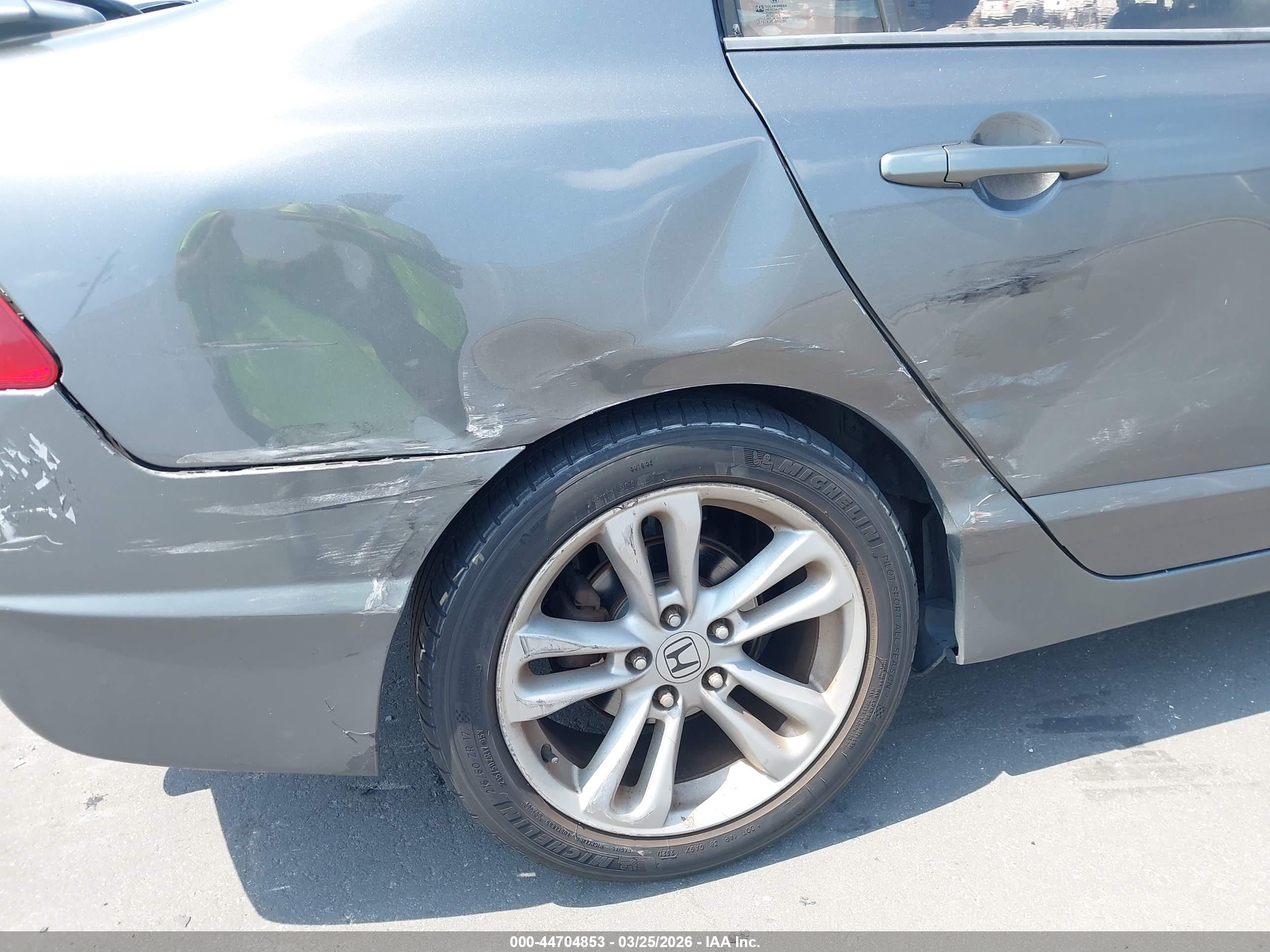 HONDA CIVIC image 6