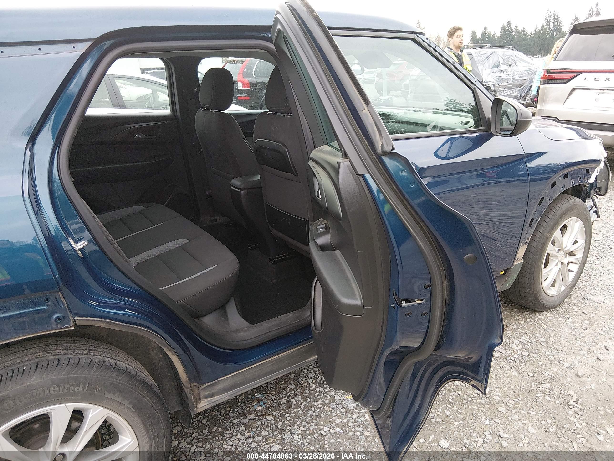 CHEVROLET TRAILBLAZER image 8