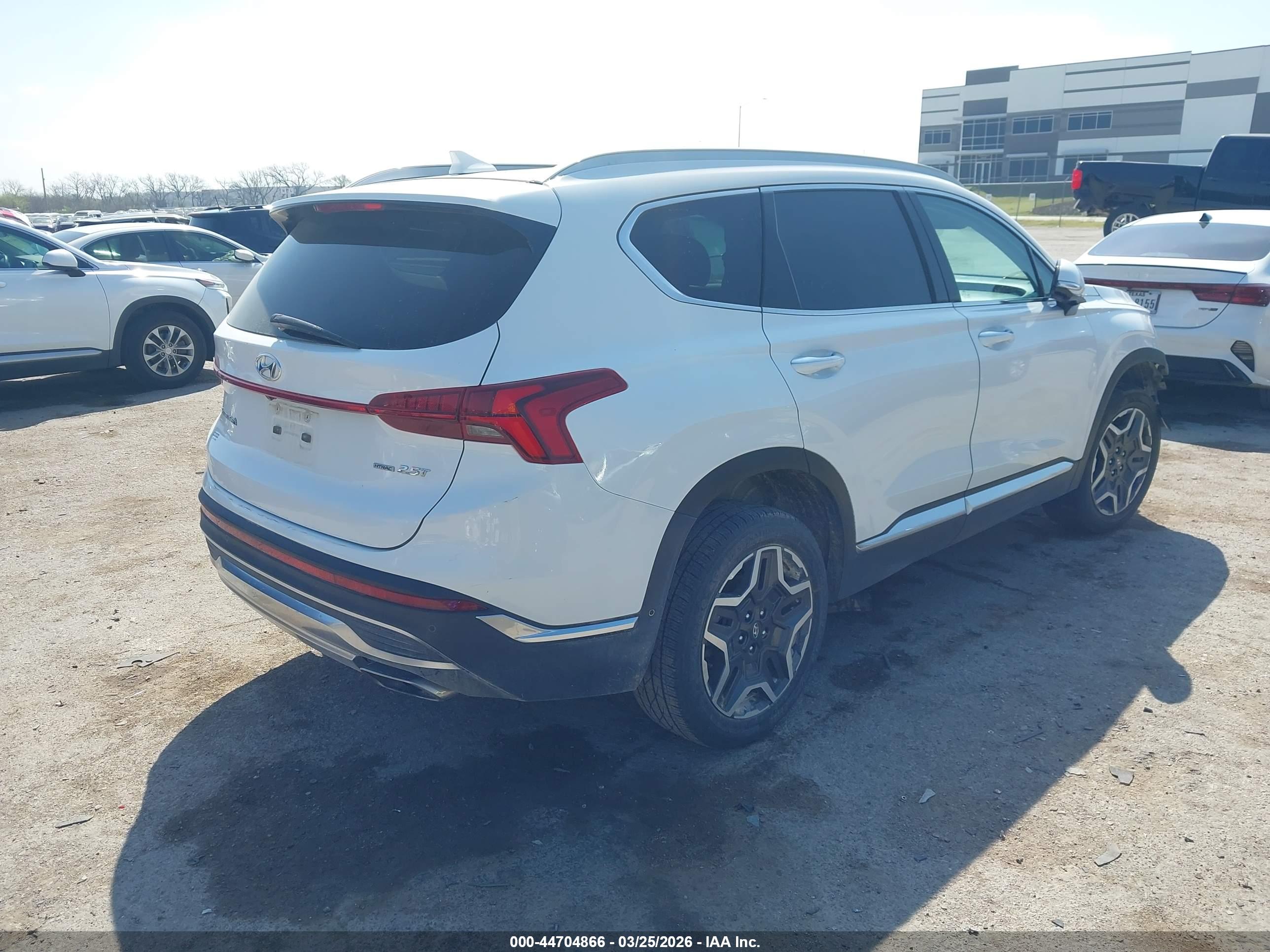 HYUNDAI SANTA image 4