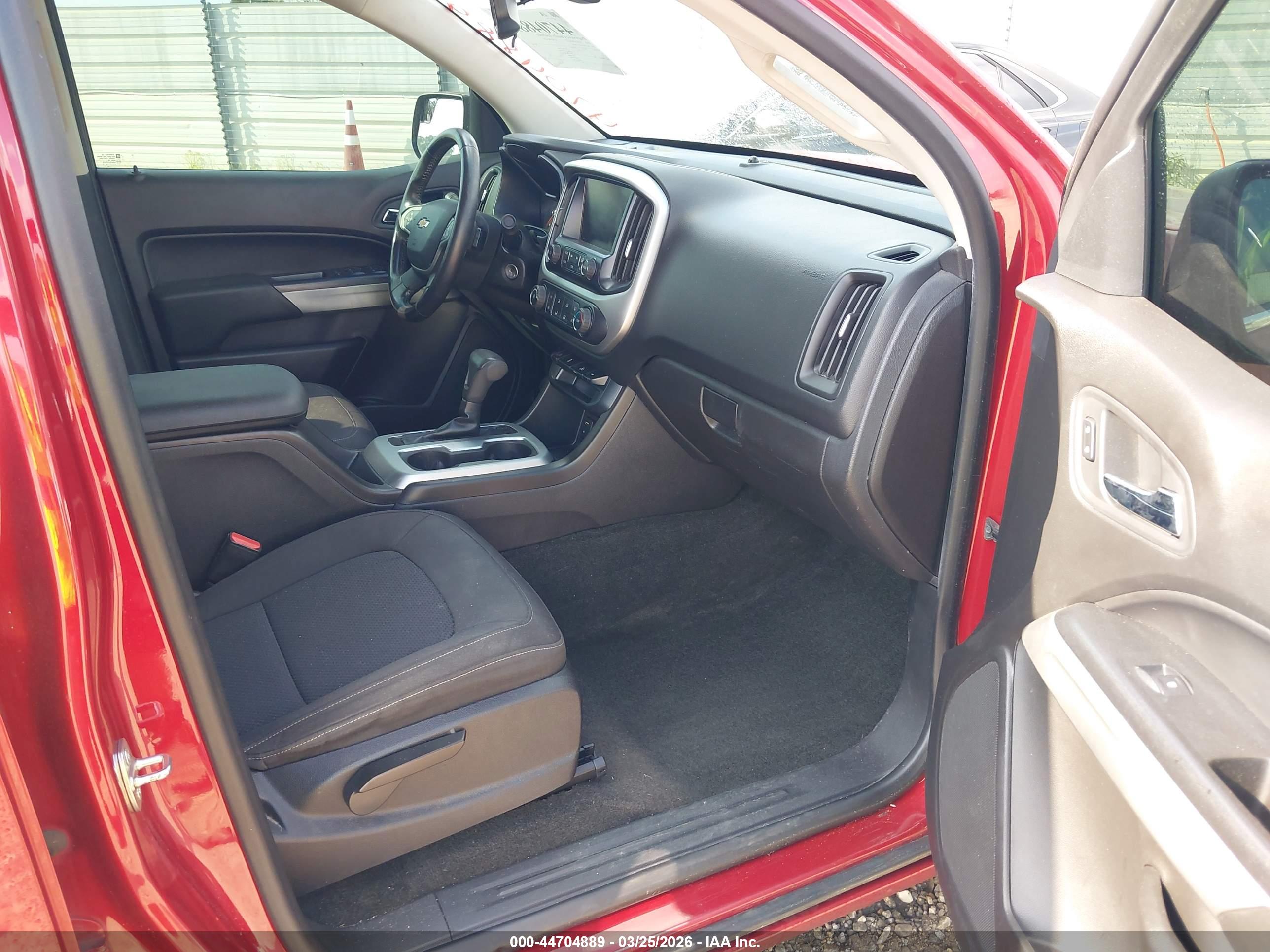 CHEVROLET COLORADO image 5