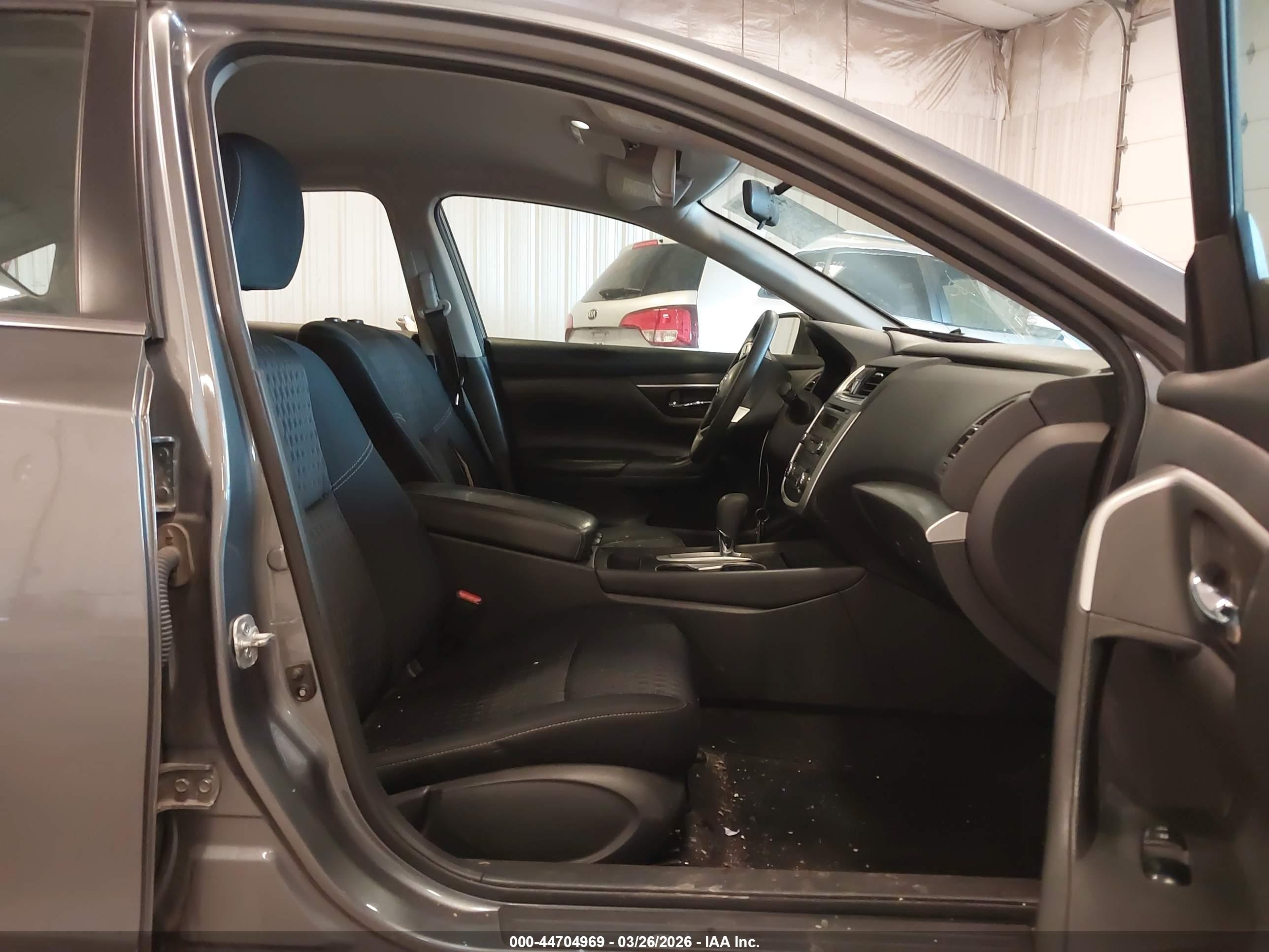 NISSAN ALTIMA image 5