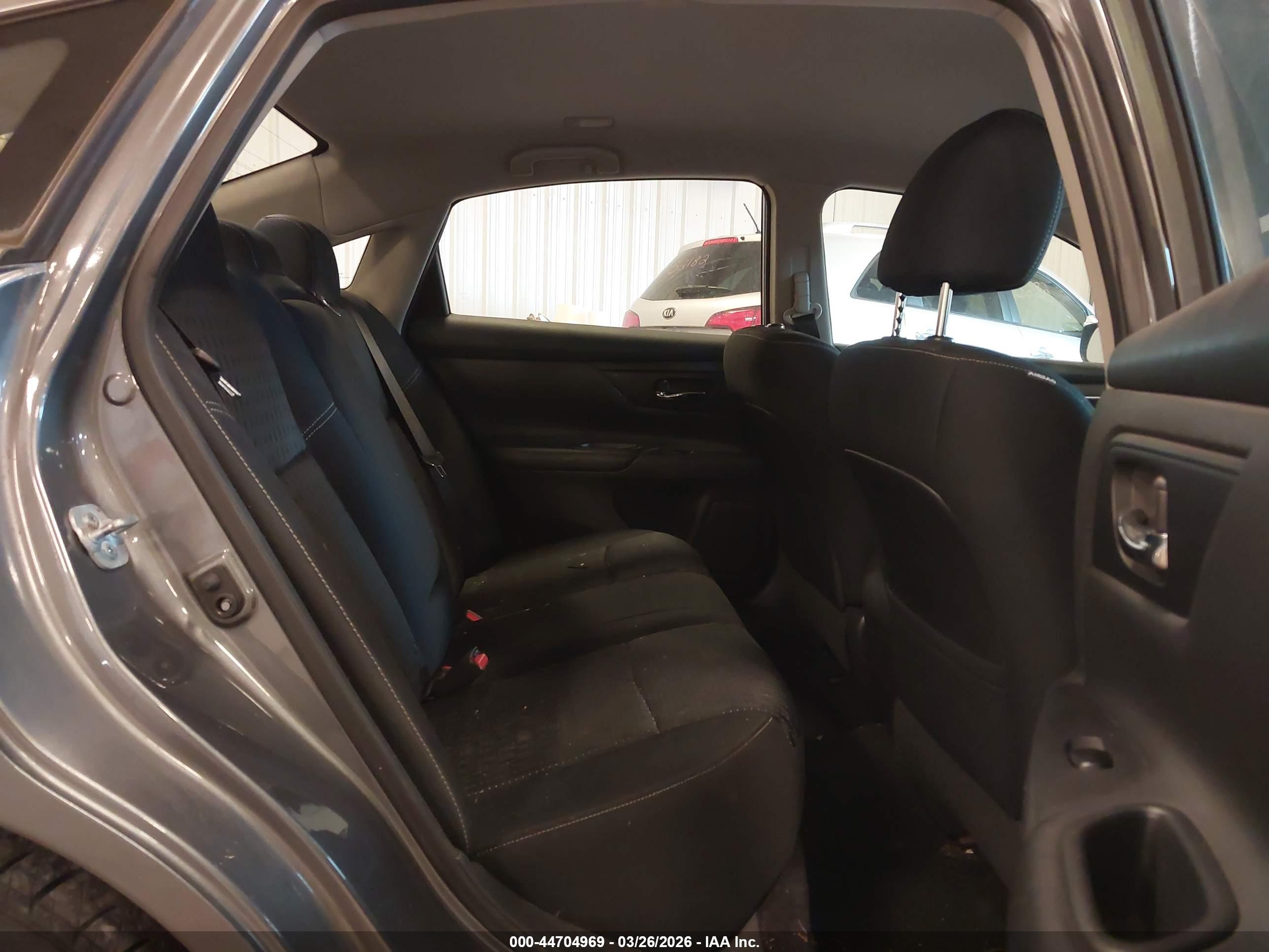 NISSAN ALTIMA image 8