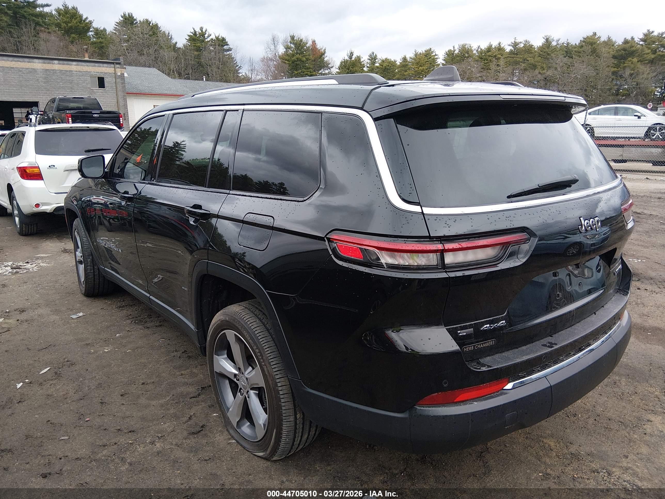 JEEP GRAND image 3