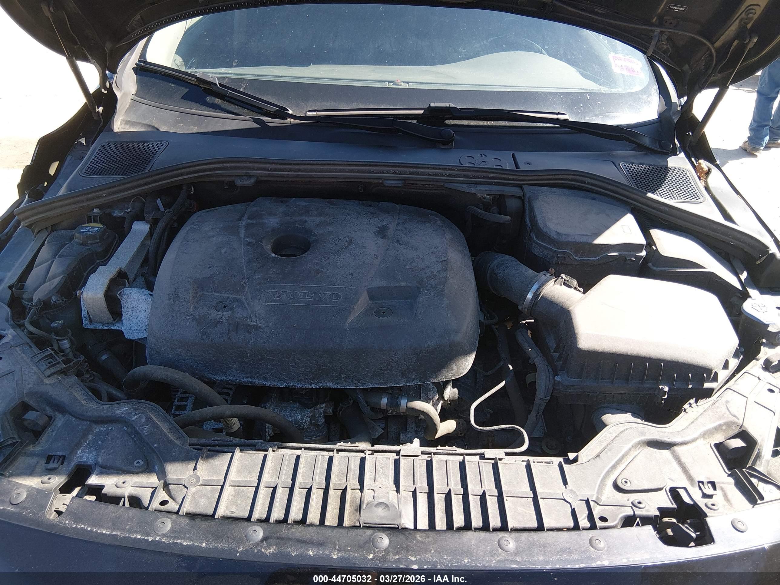 VOLVO V60 image 10