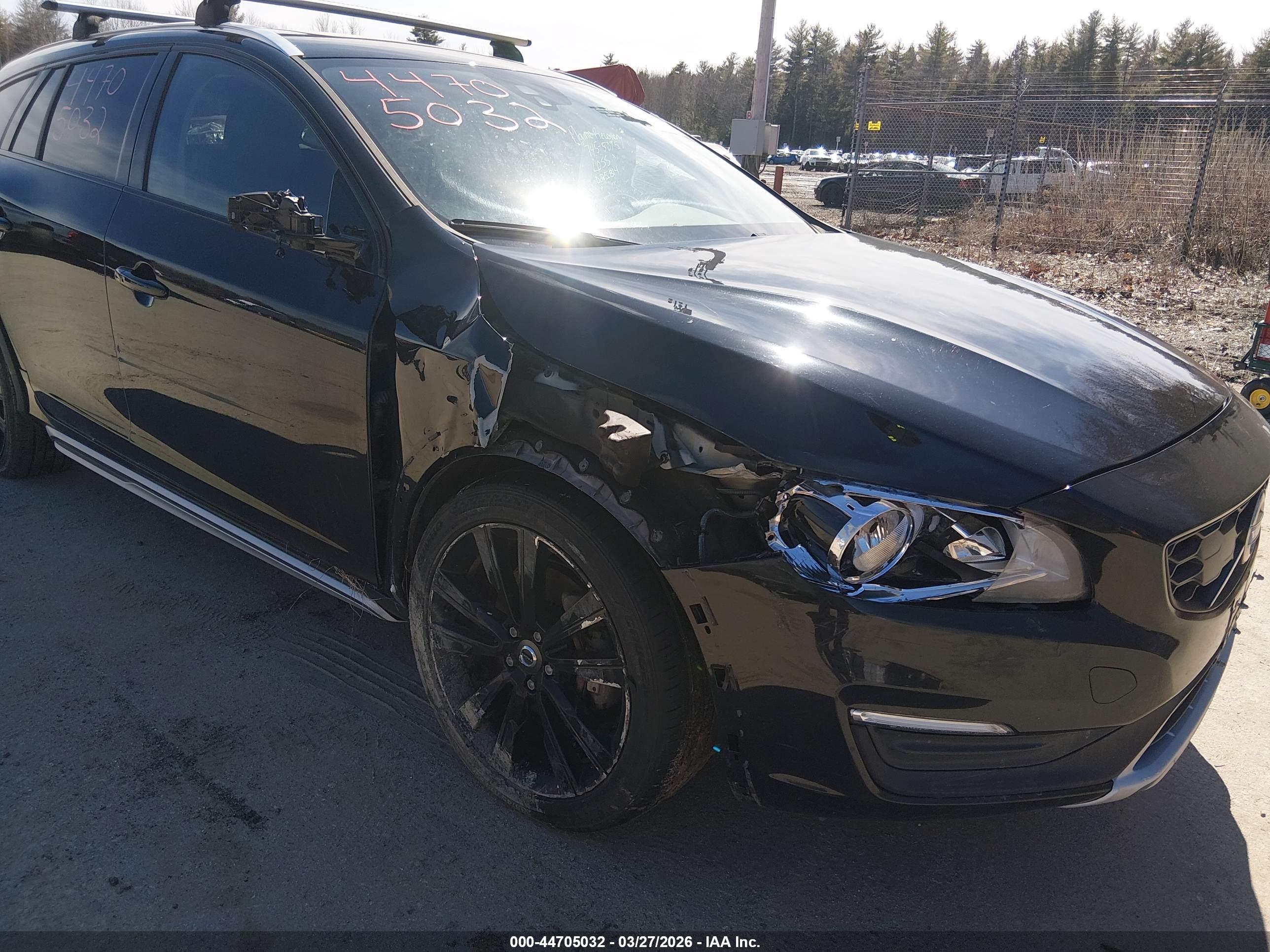 VOLVO V60 image 6