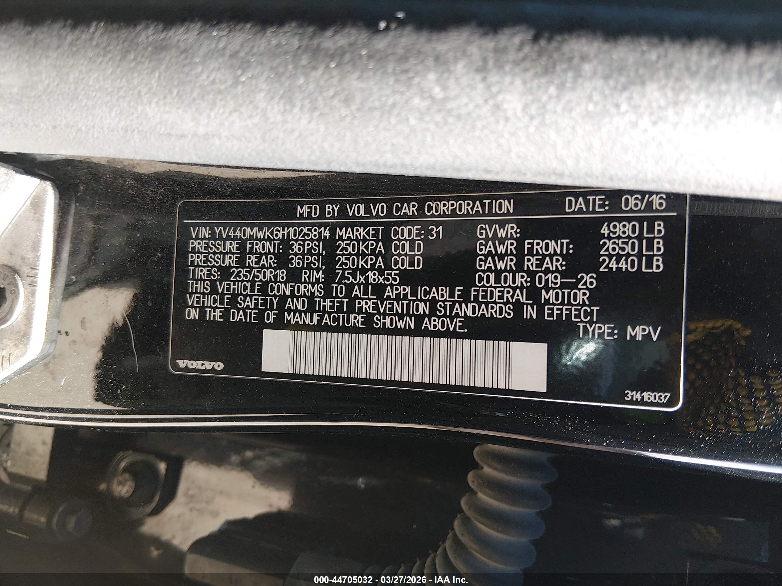 VOLVO V60 image 9
