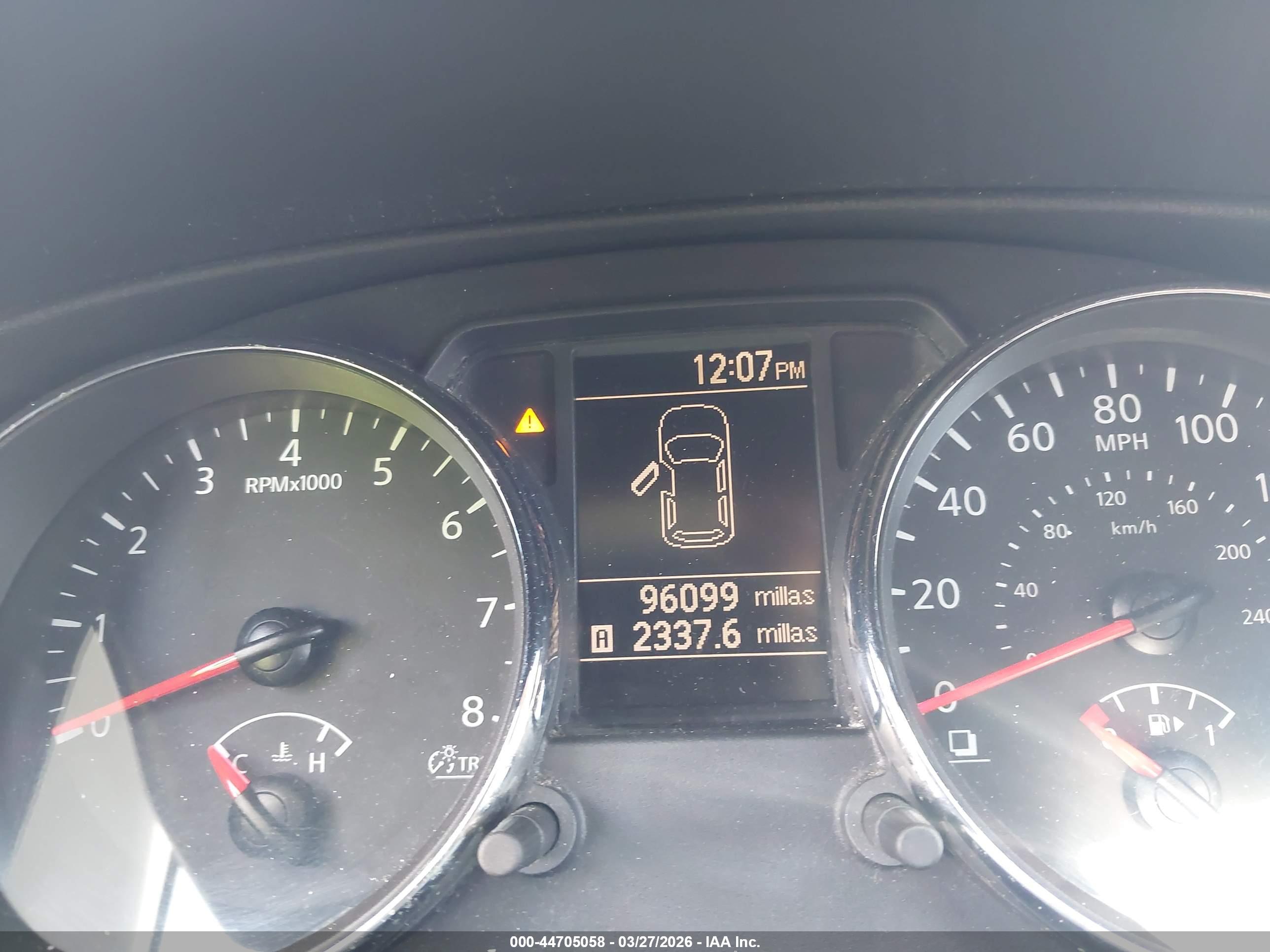 NISSAN ROGUE image 7