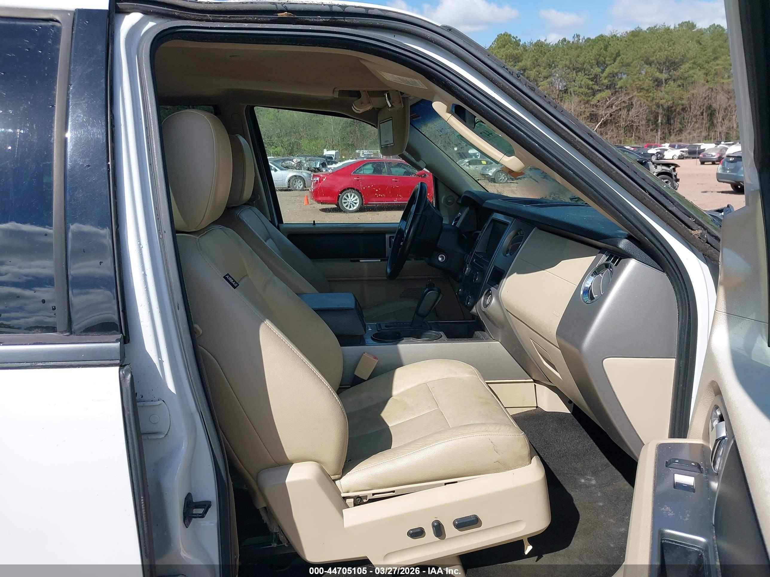 FORD EXPEDITION image 5