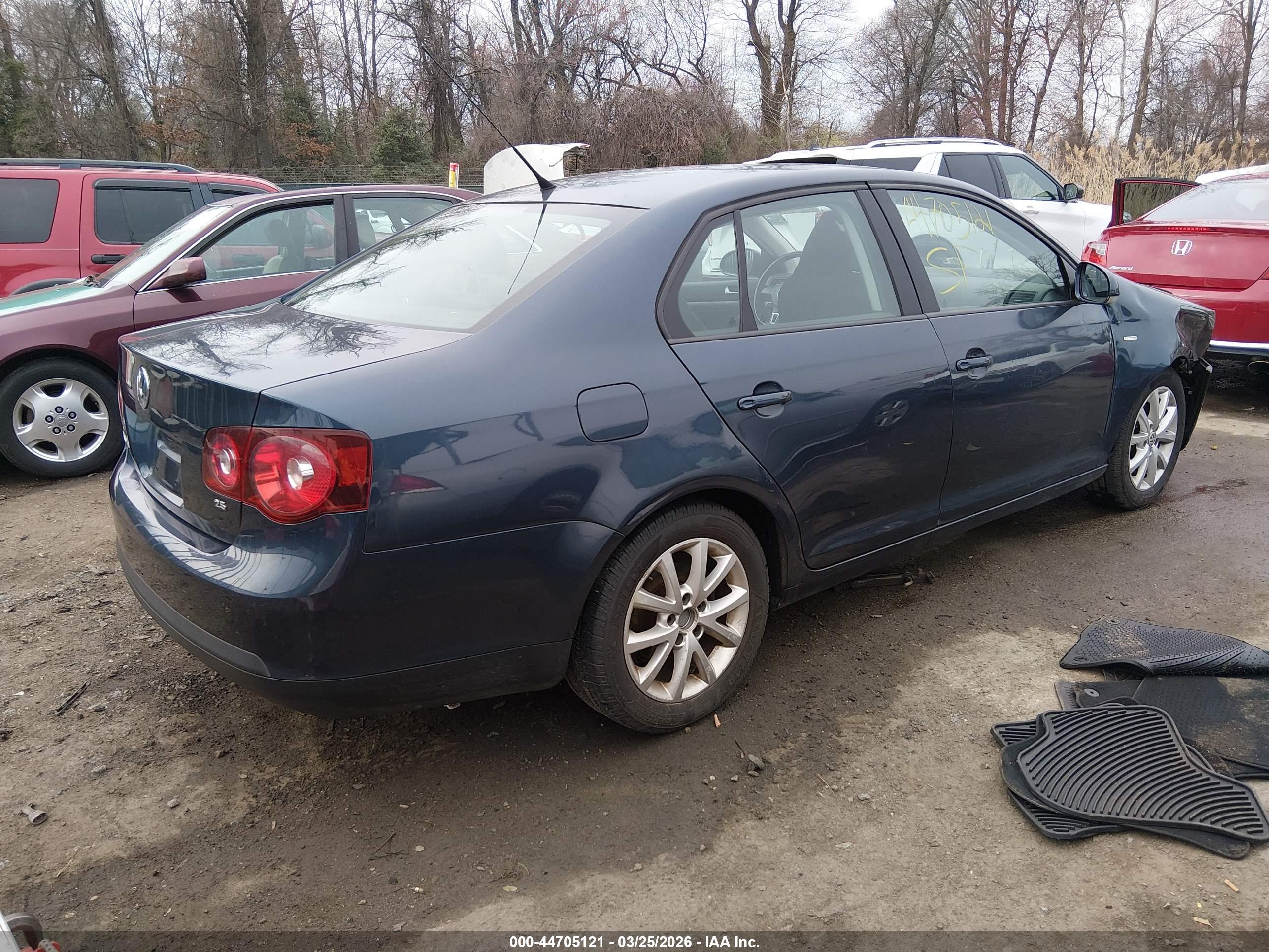 VOLKSWAGEN JETTA image 4