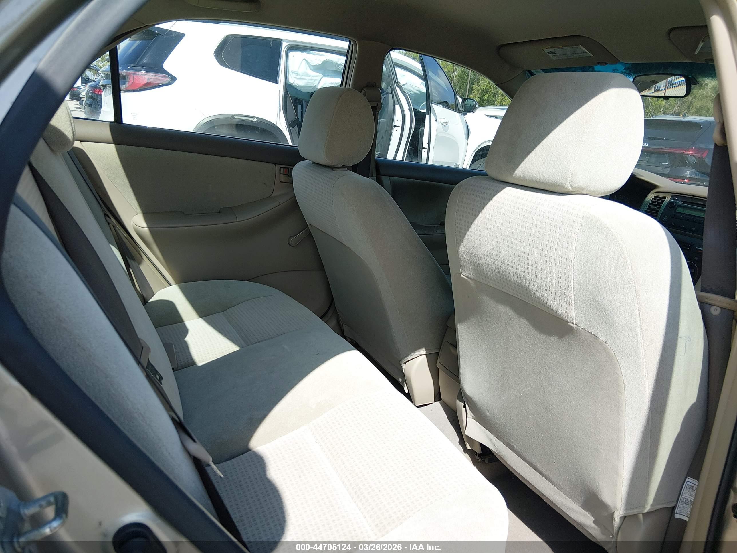 TOYOTA COROLLA image 8