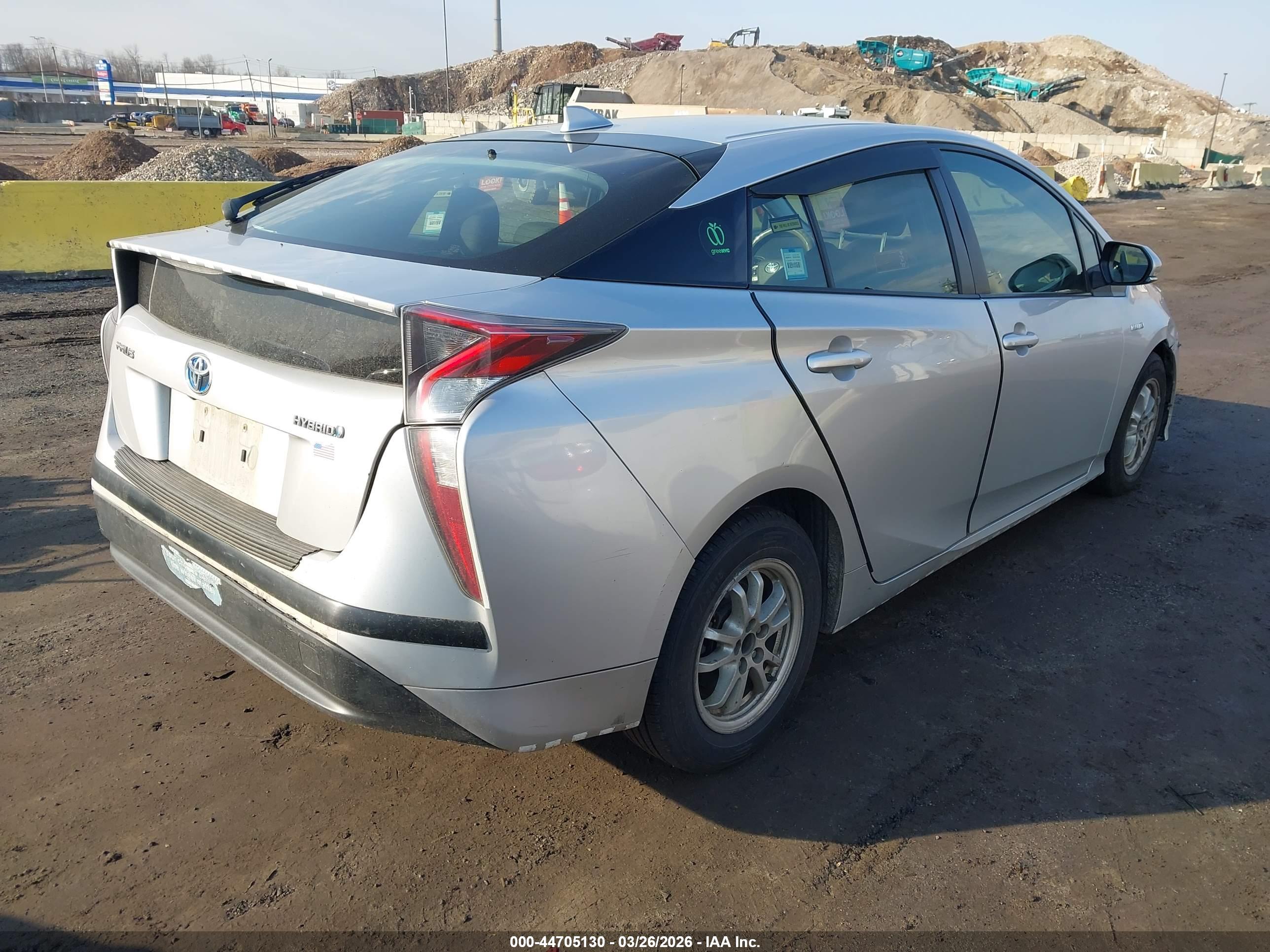 TOYOTA PRIUS image 4