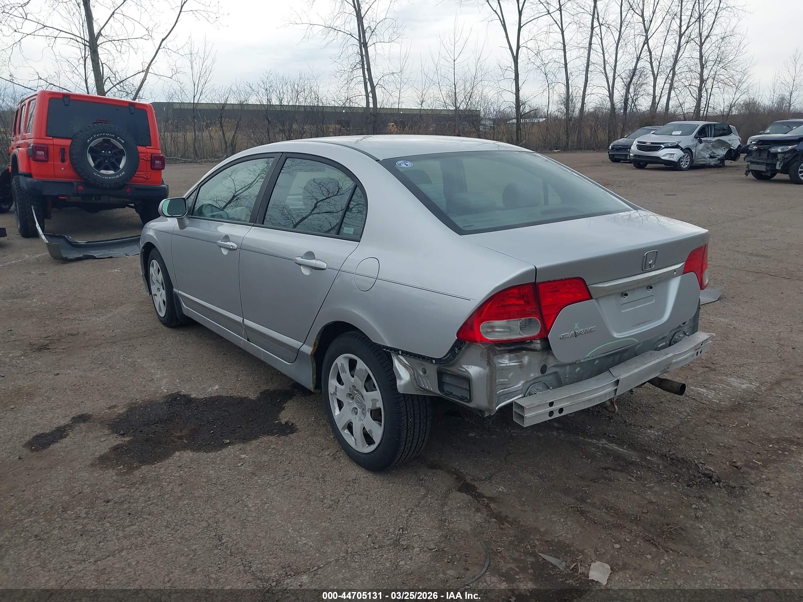 HONDA CIVIC image 3
