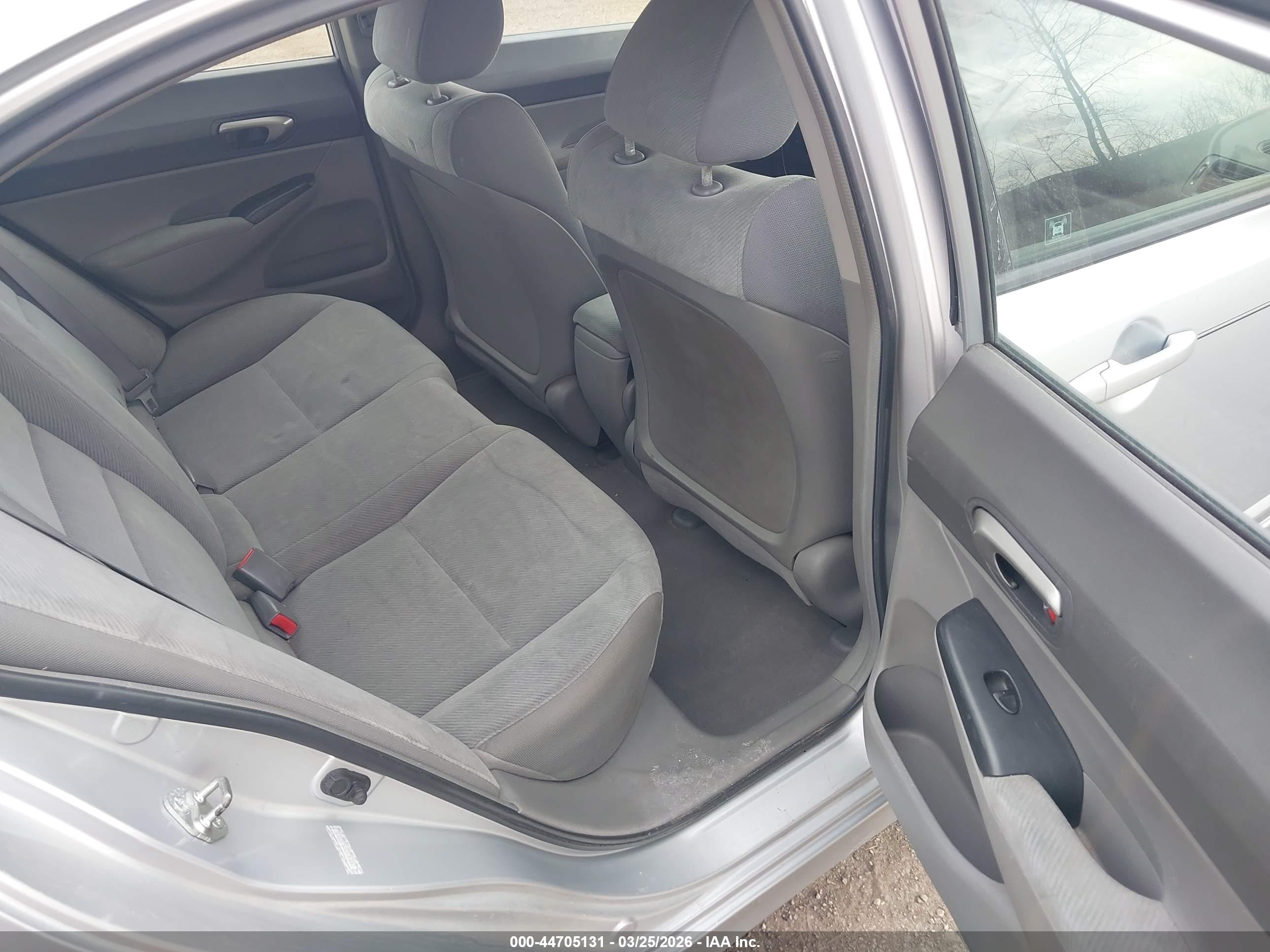 HONDA CIVIC image 8