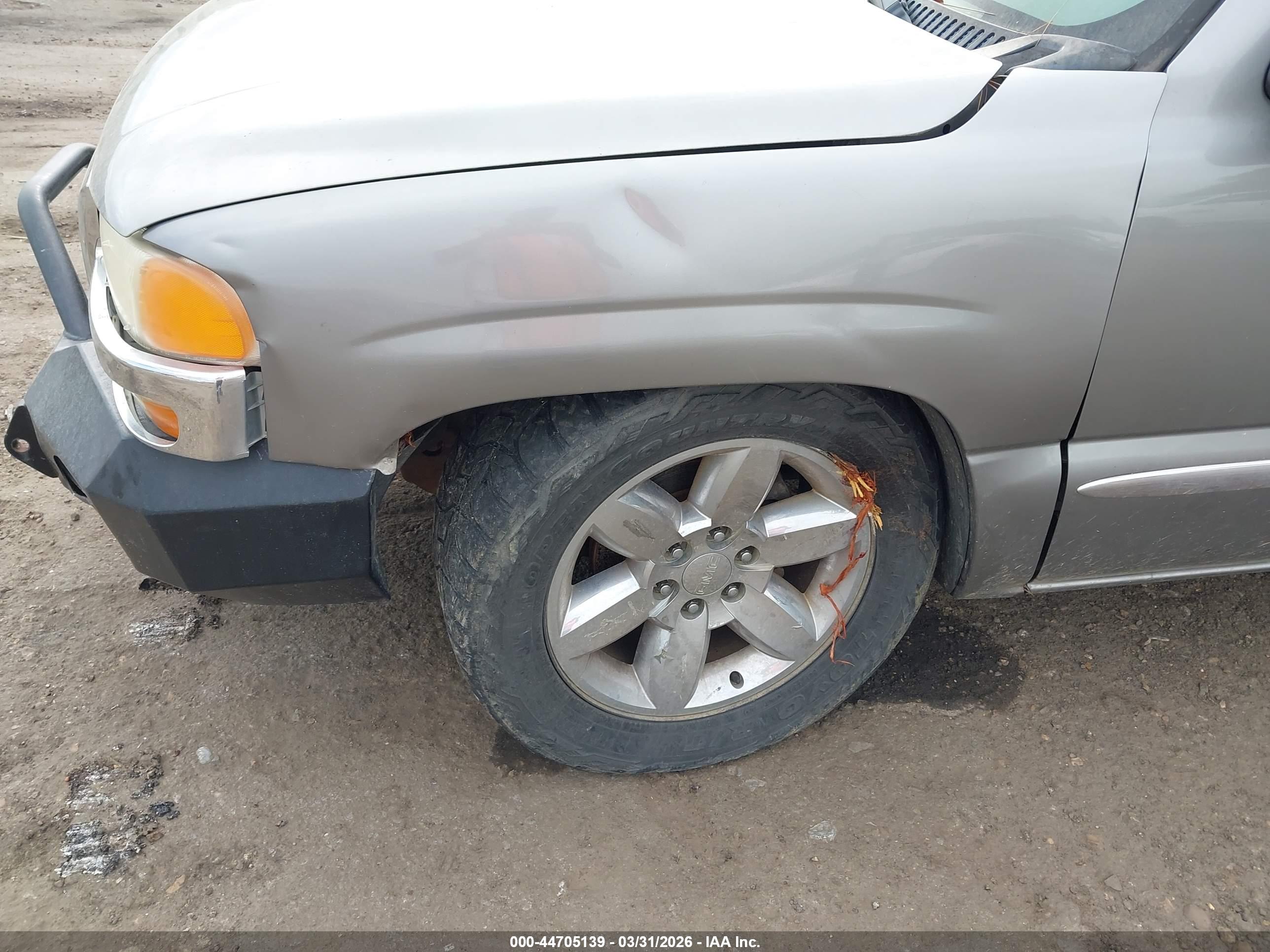 GMC SIERRA image 6