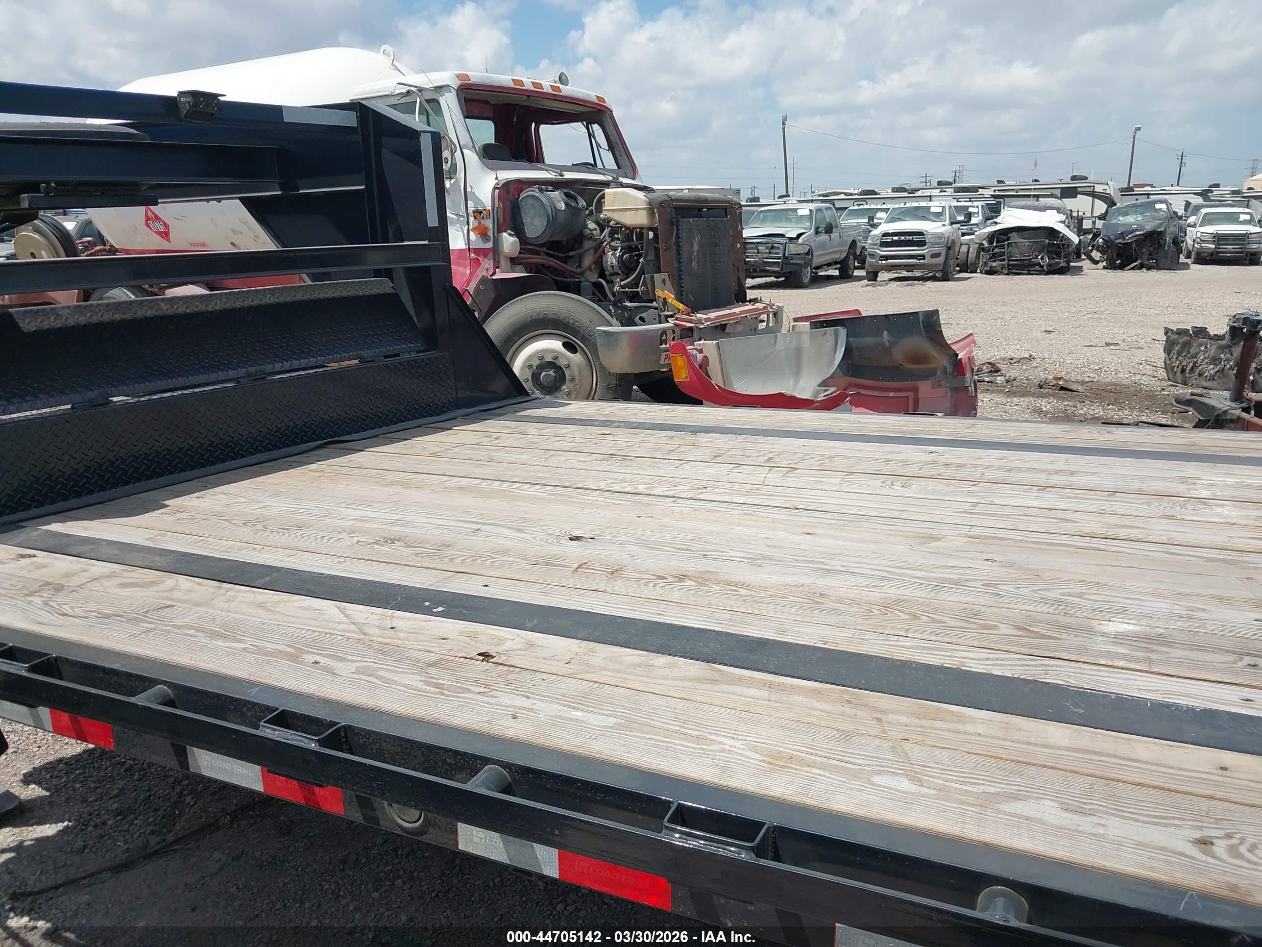 LOAD KING image 5