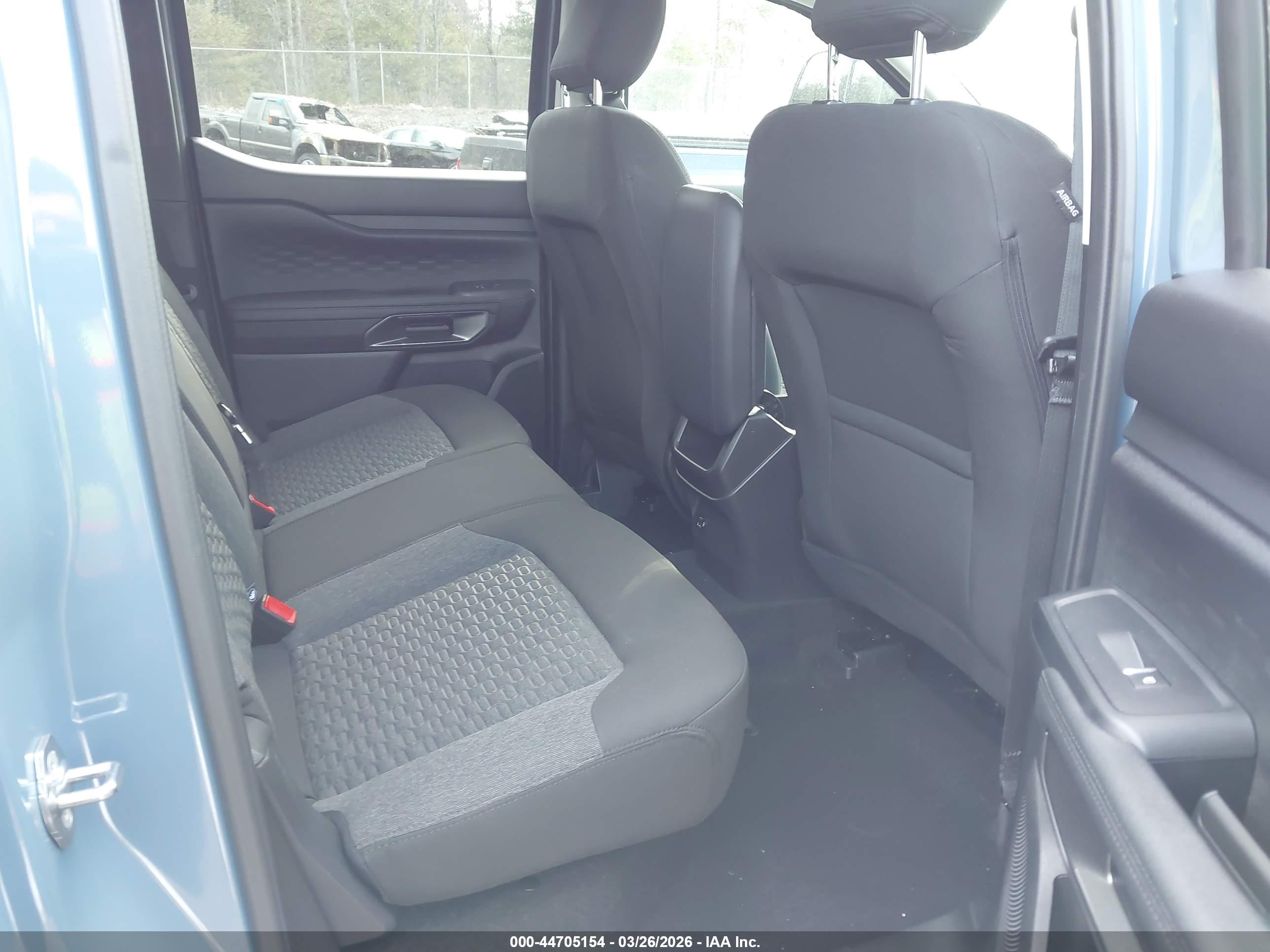 FORD RANGER image 8